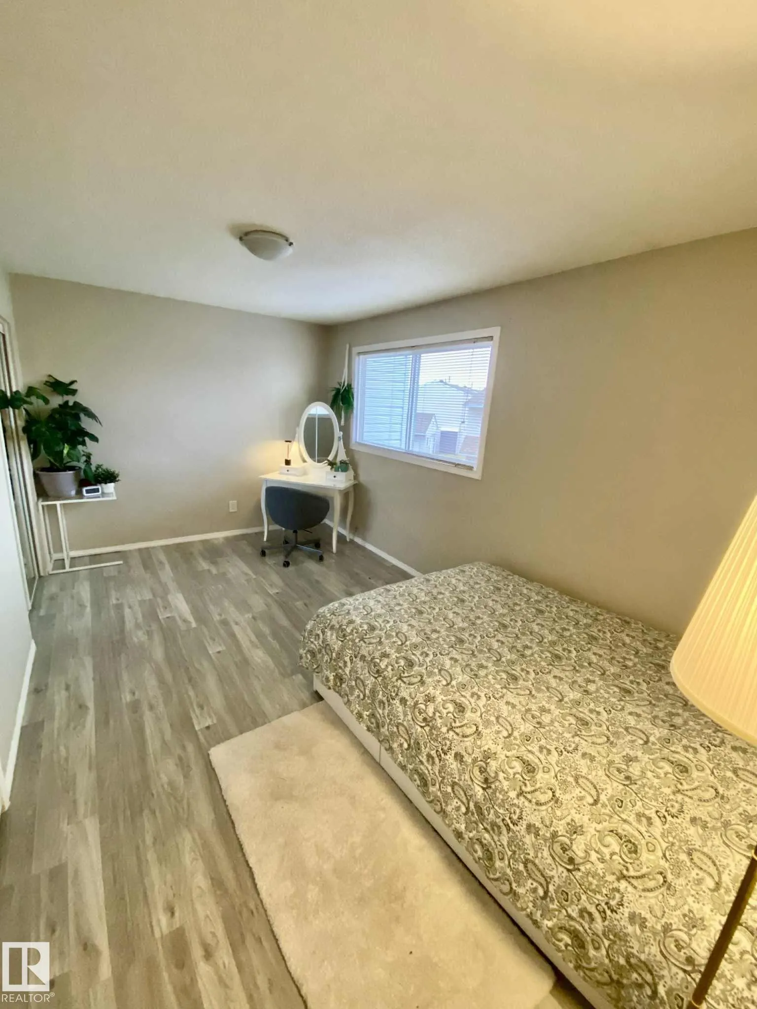 132 DICKINSFIELD Court