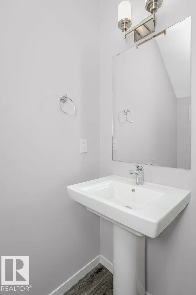 320 Secord Boulevard