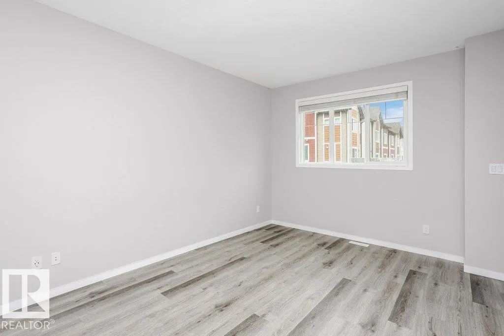 320 Secord Boulevard