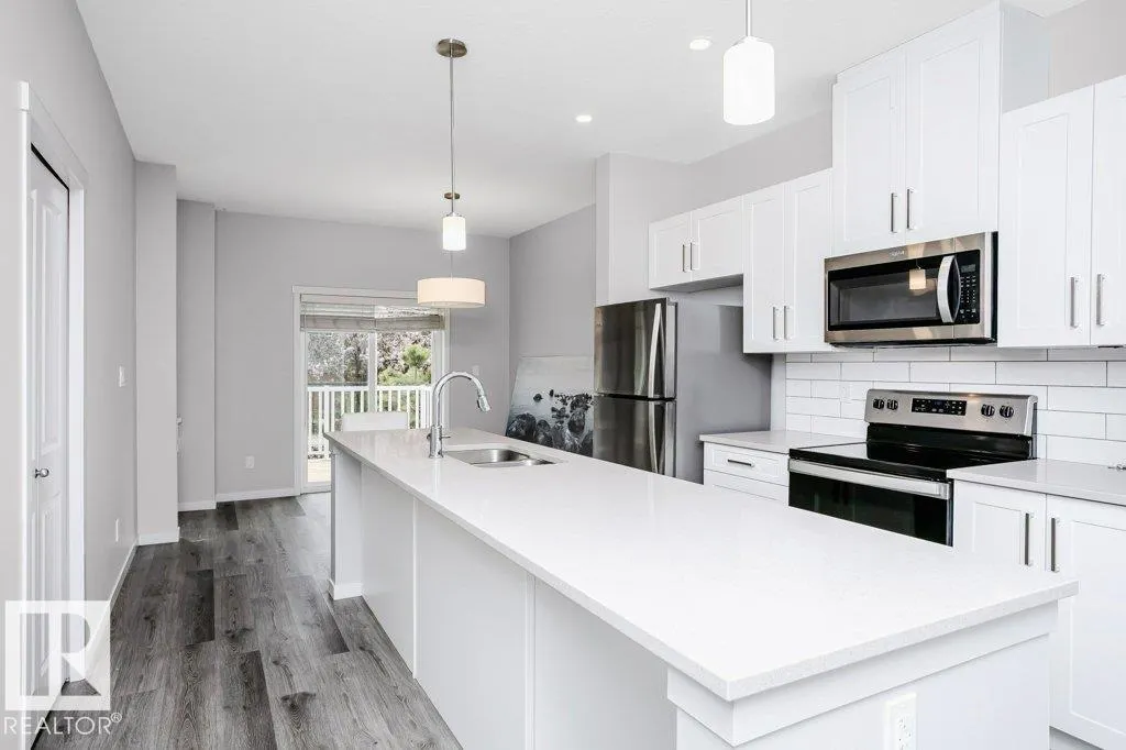 320 Secord Boulevard