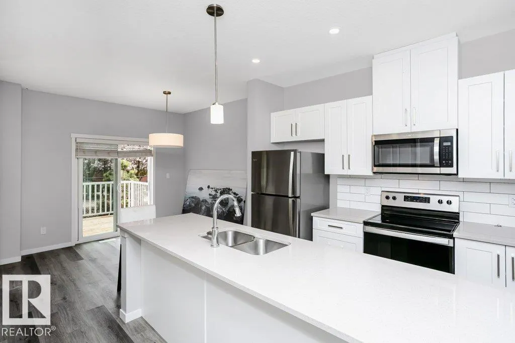 320 Secord Boulevard