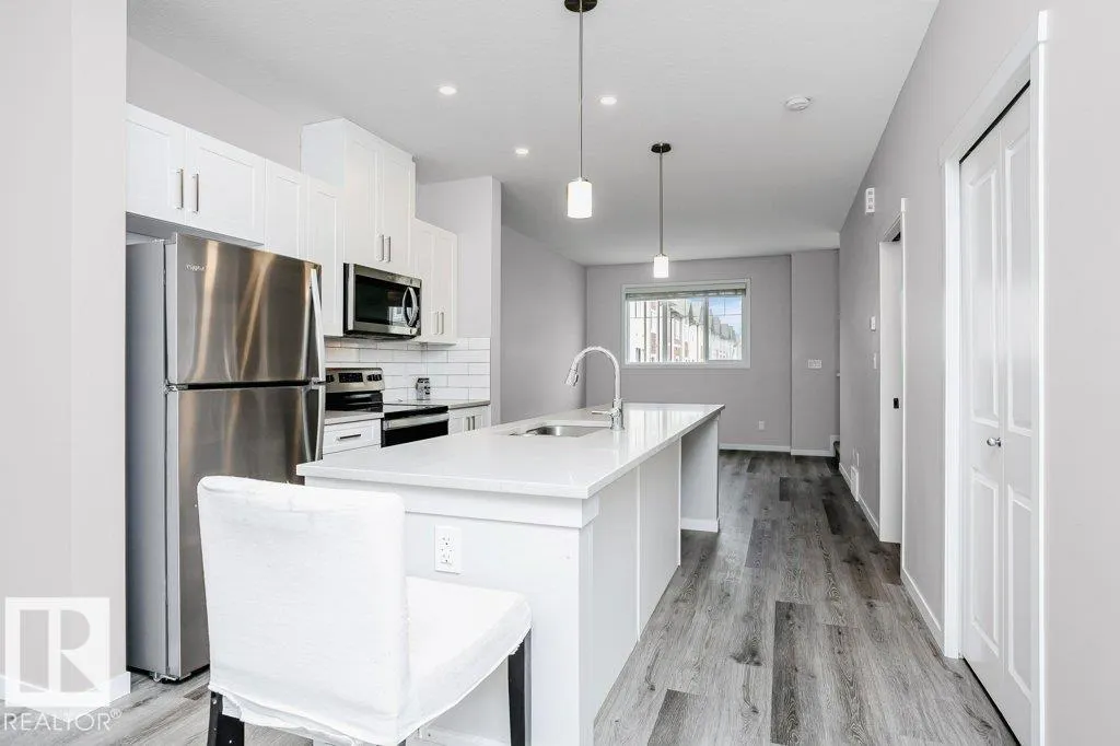 320 Secord Boulevard