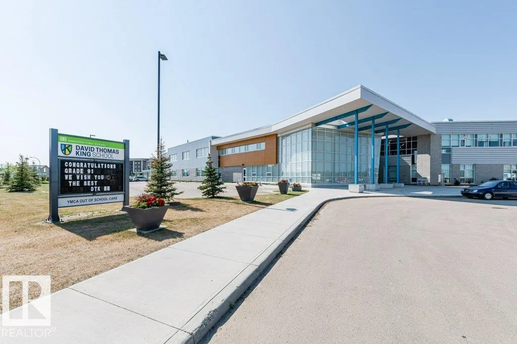 320 Secord Boulevard