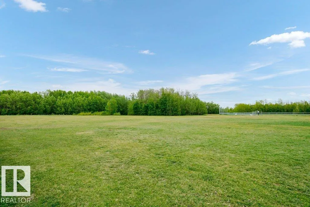 320 Secord Boulevard