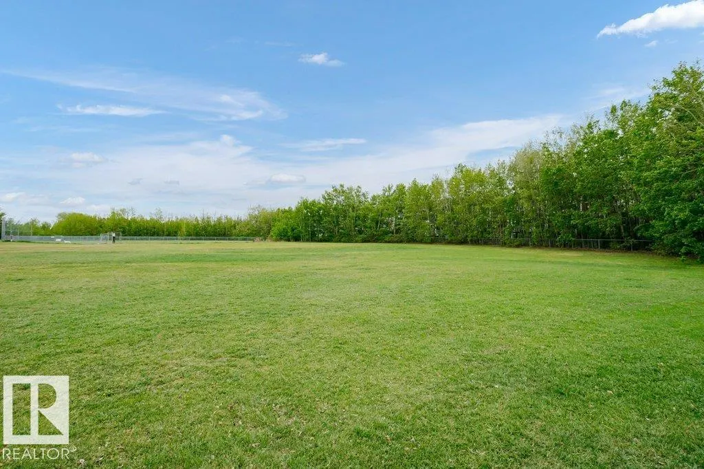 320 Secord Boulevard