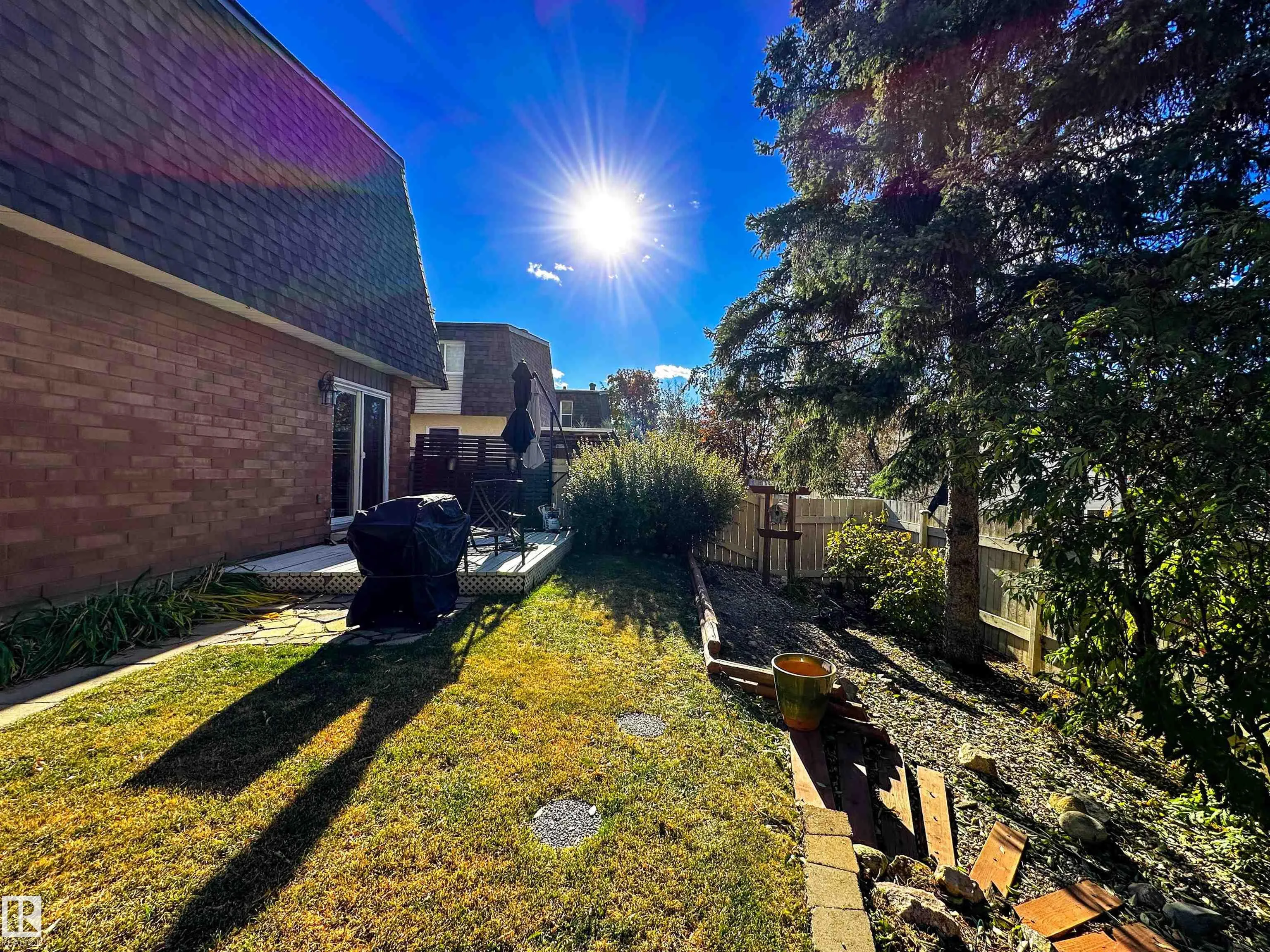 73 GREENFIELD Estates