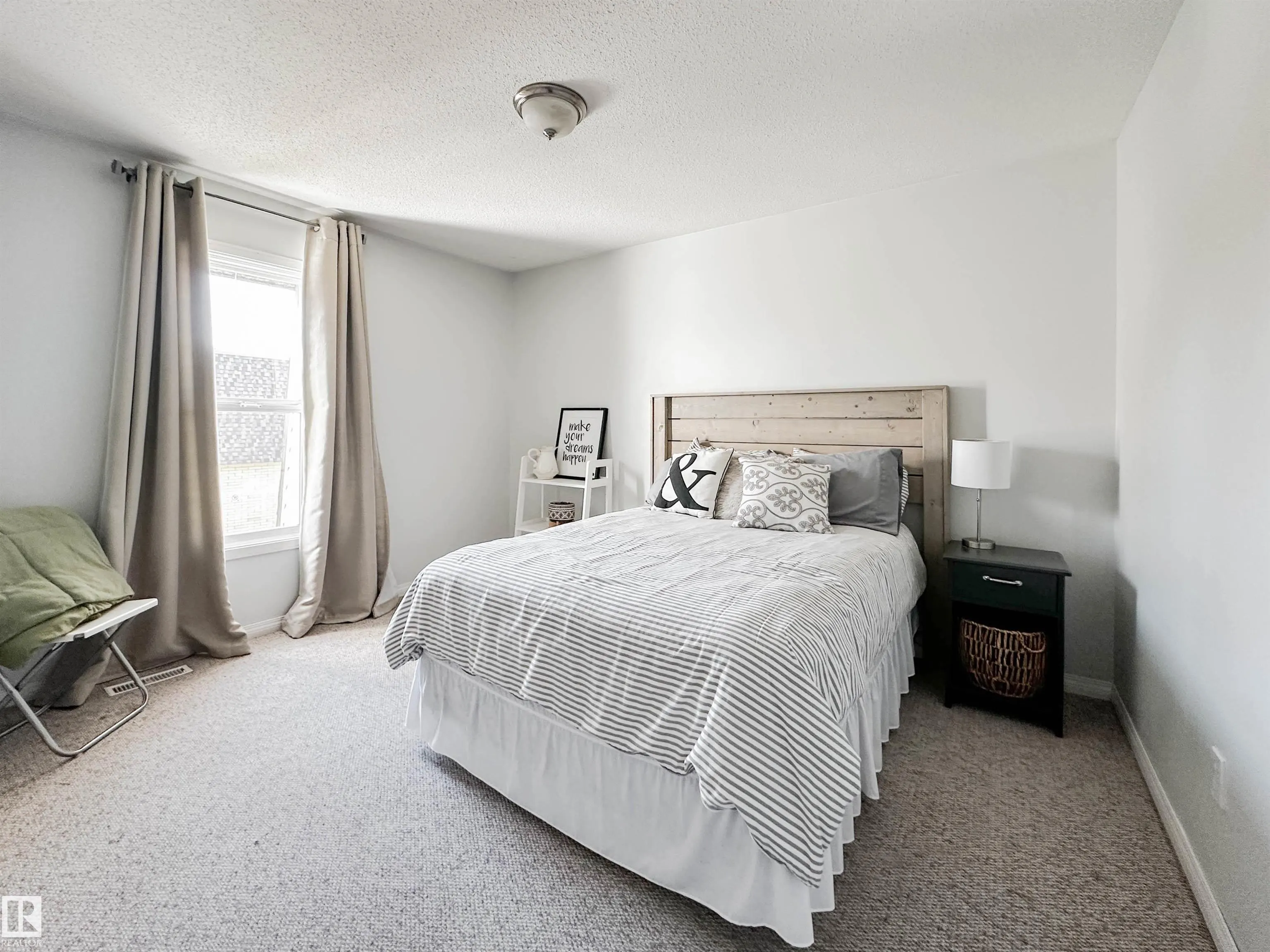 73 GREENFIELD Estates