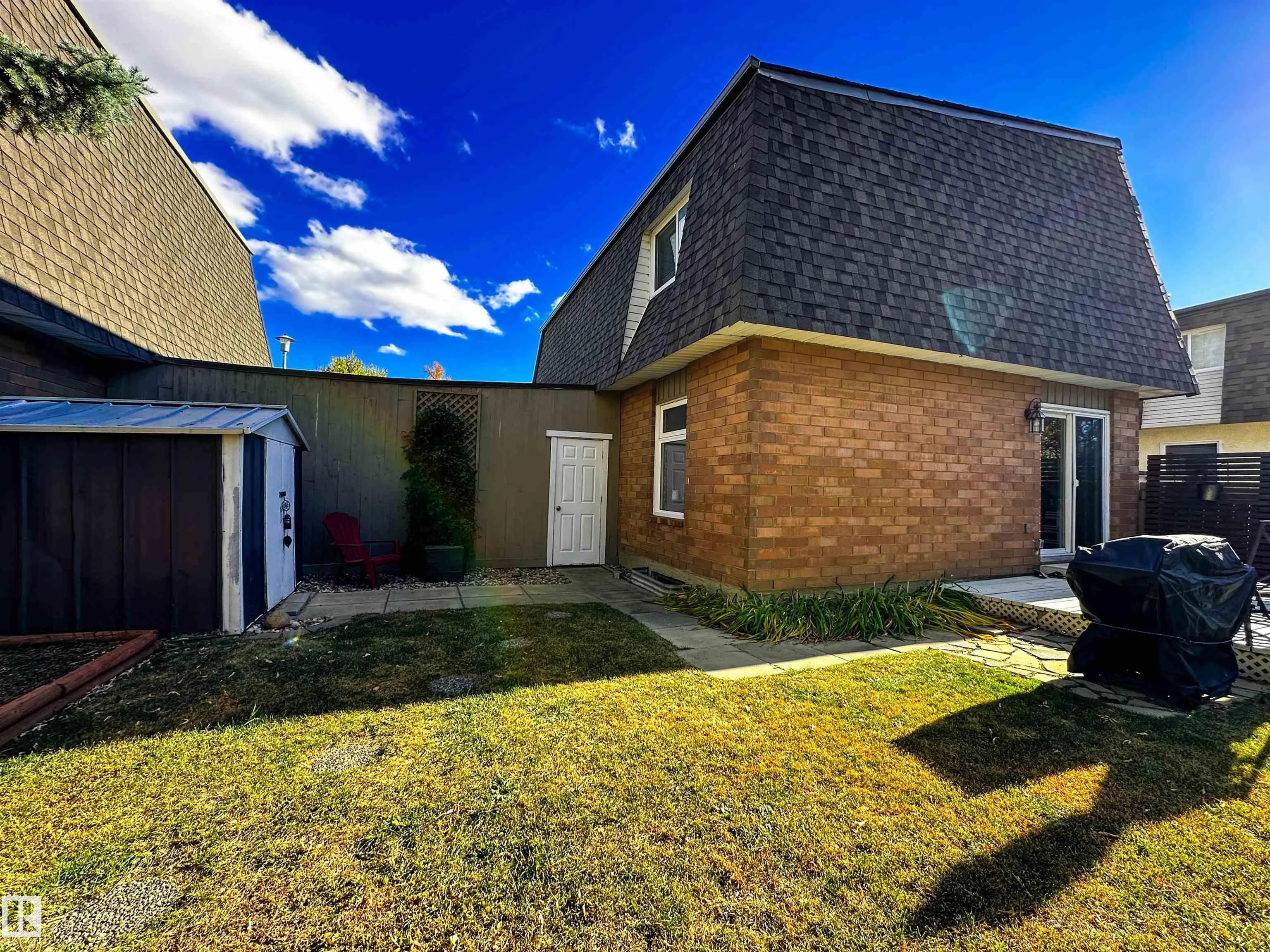 73 GREENFIELD Estates