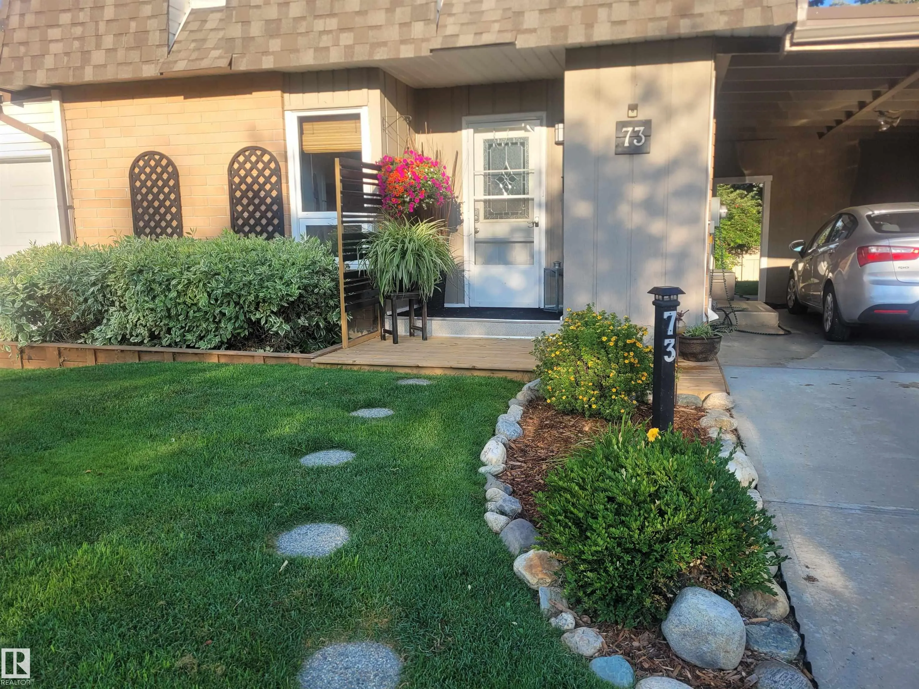 73 GREENFIELD Estates