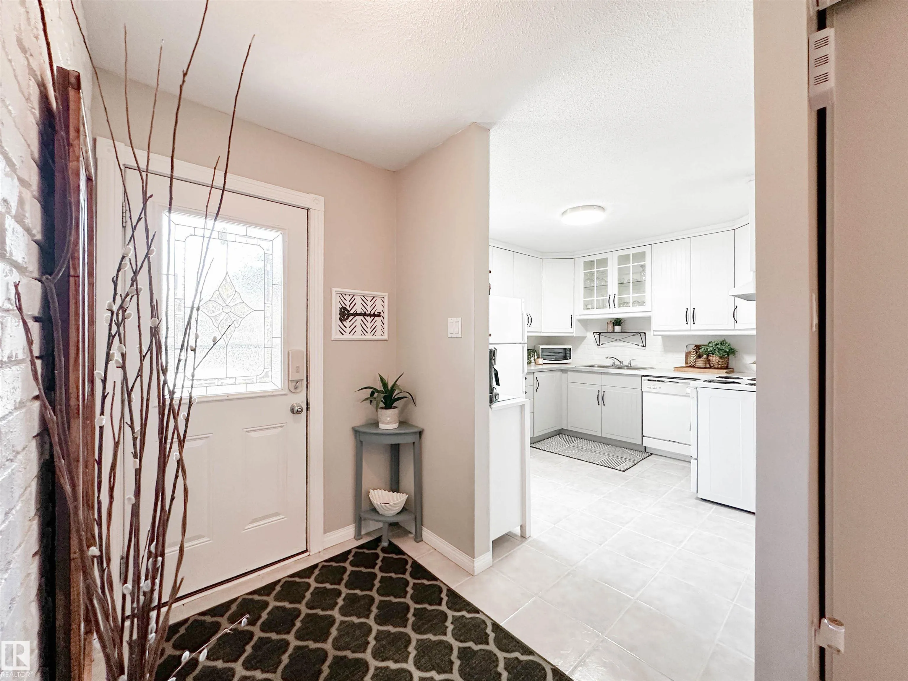 73 GREENFIELD Estates