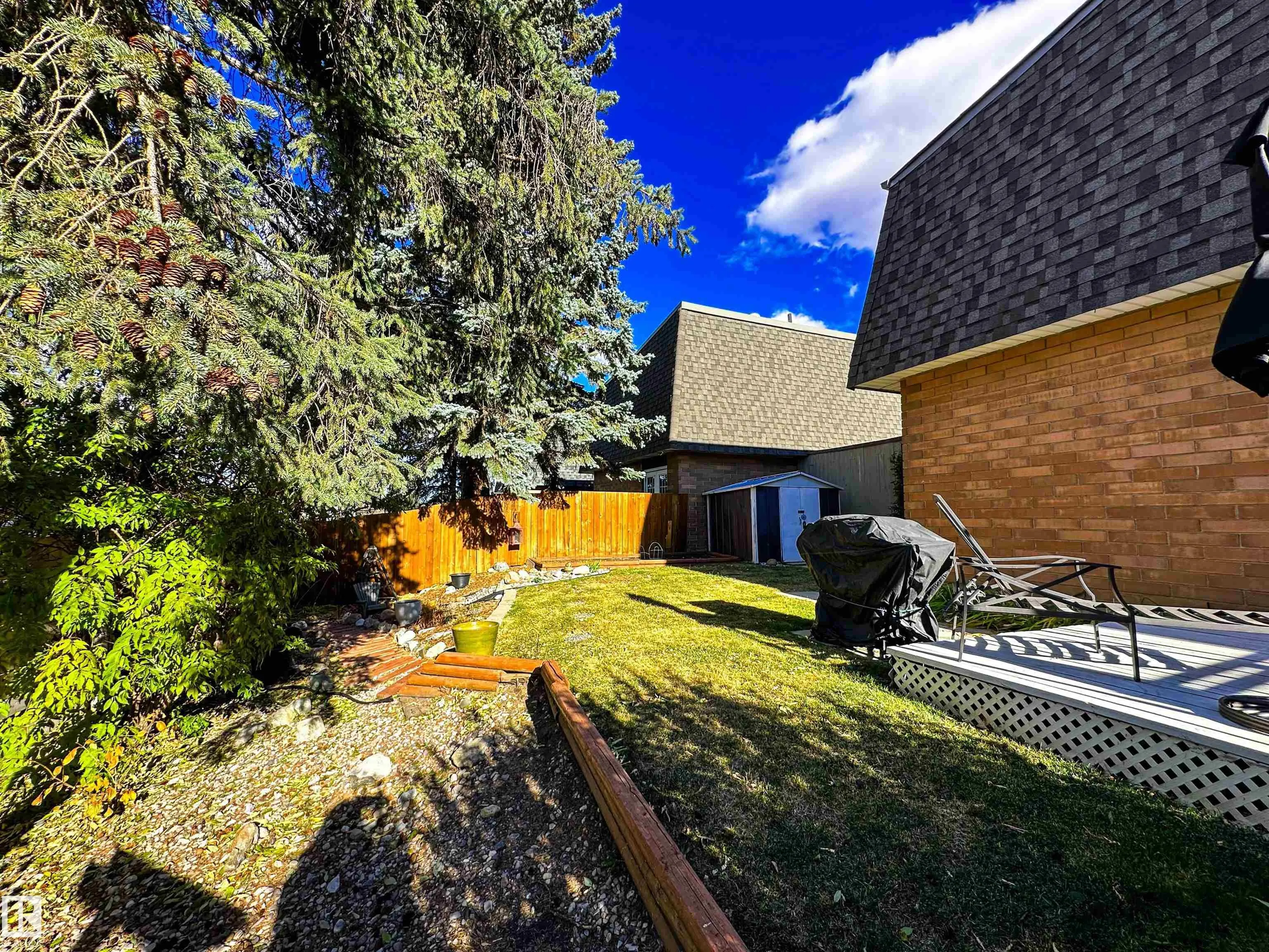 73 GREENFIELD Estates