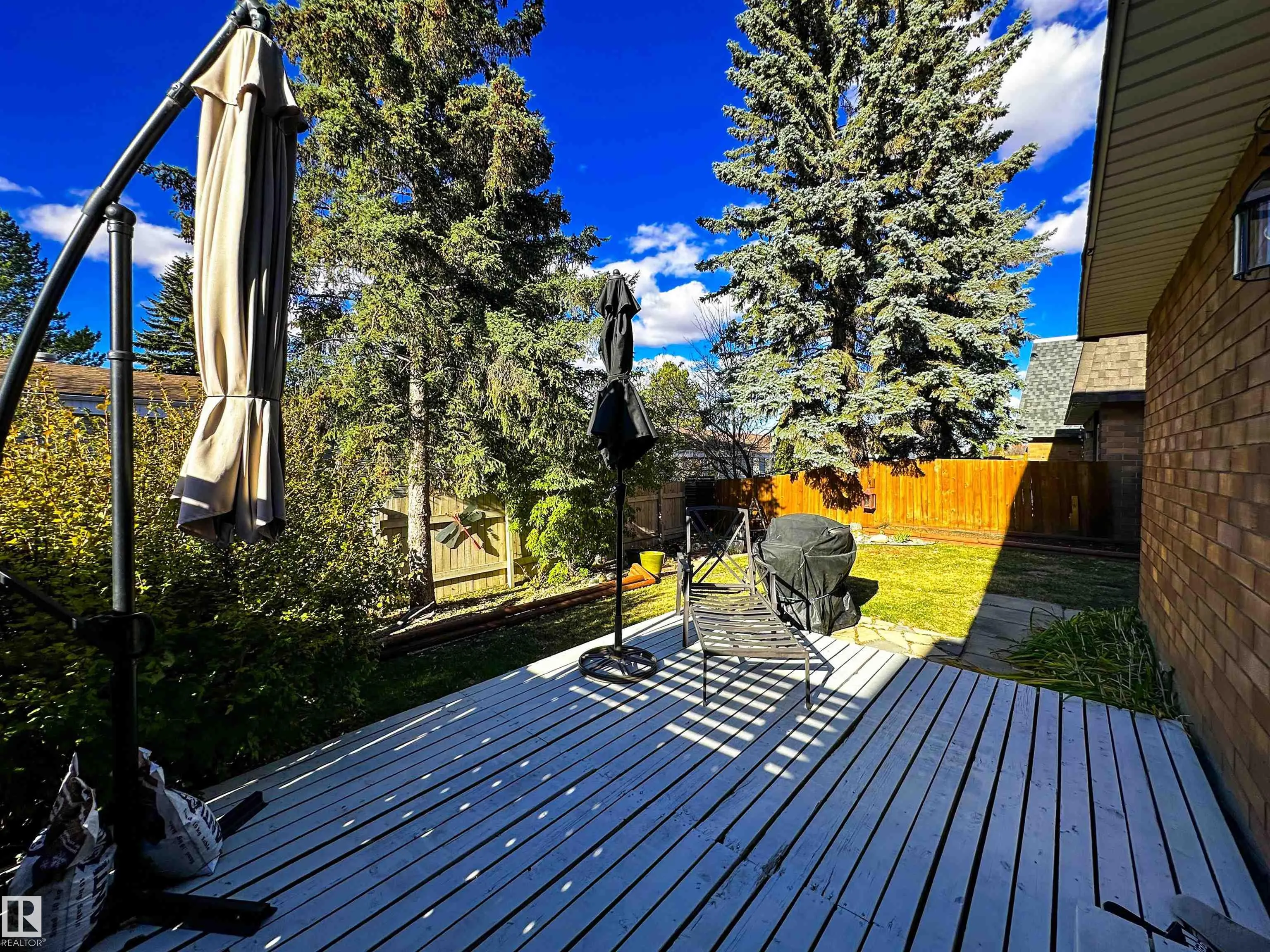 73 GREENFIELD Estates