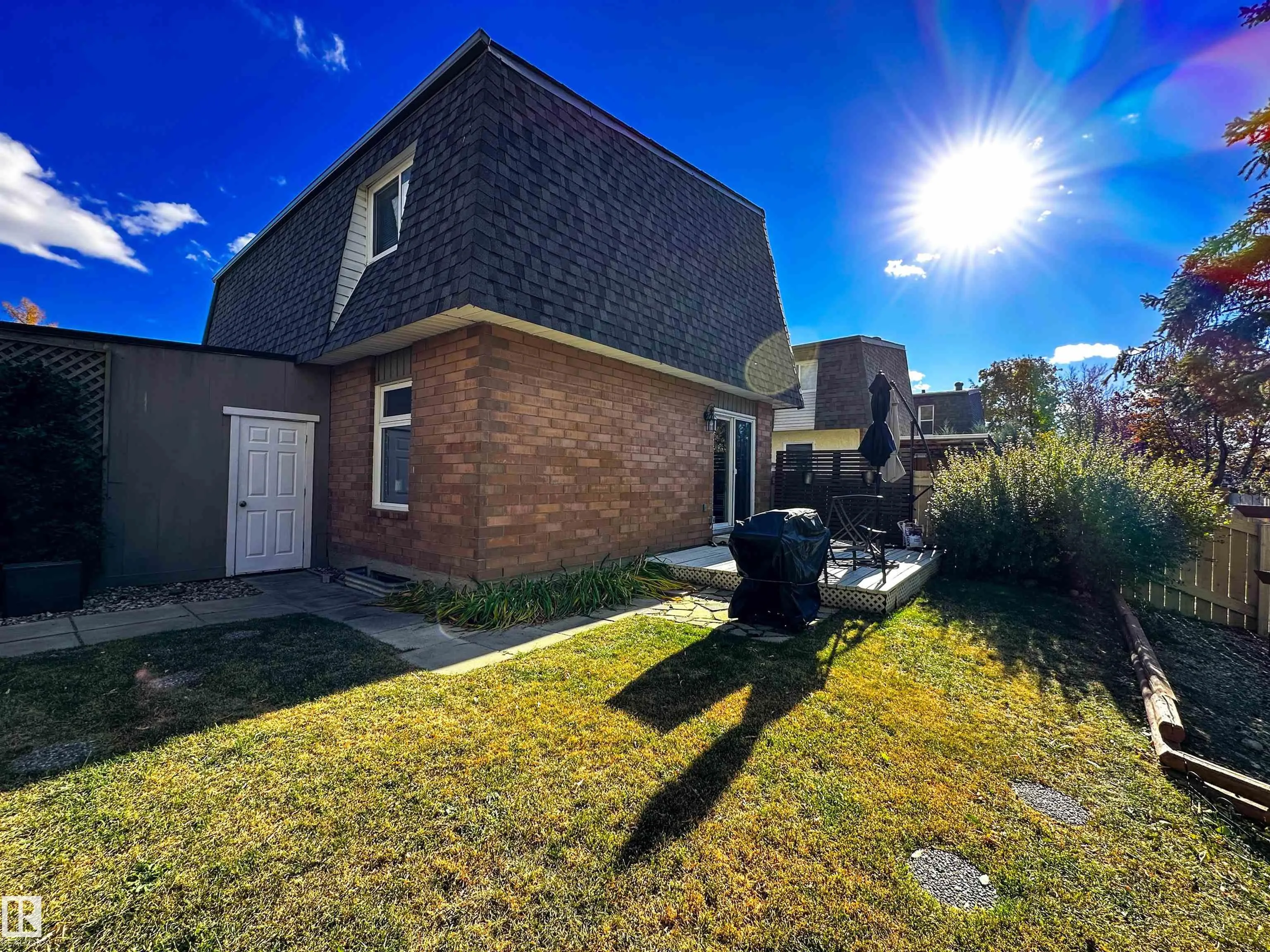 73 GREENFIELD Estates