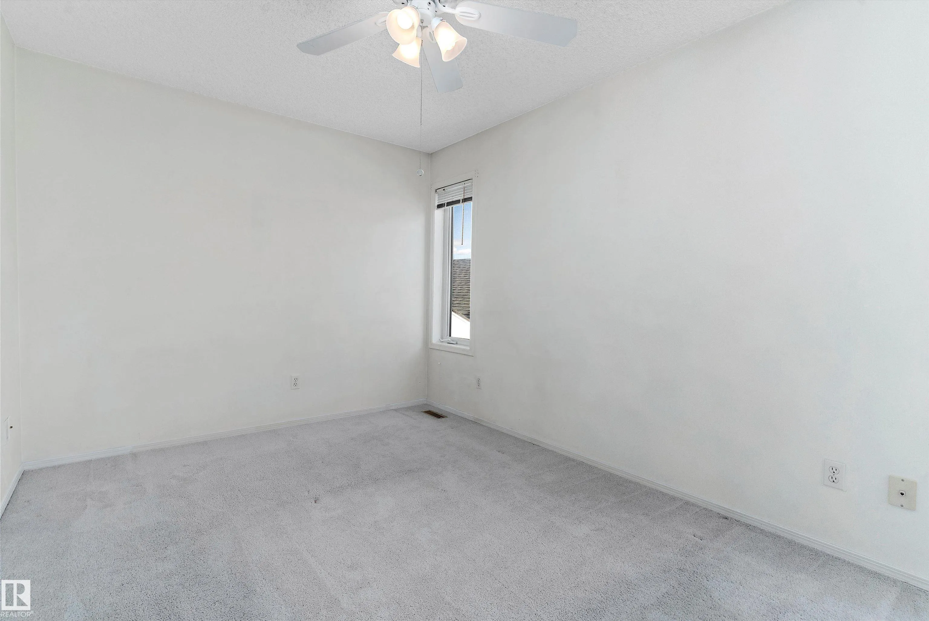 13851 131 Avenue
