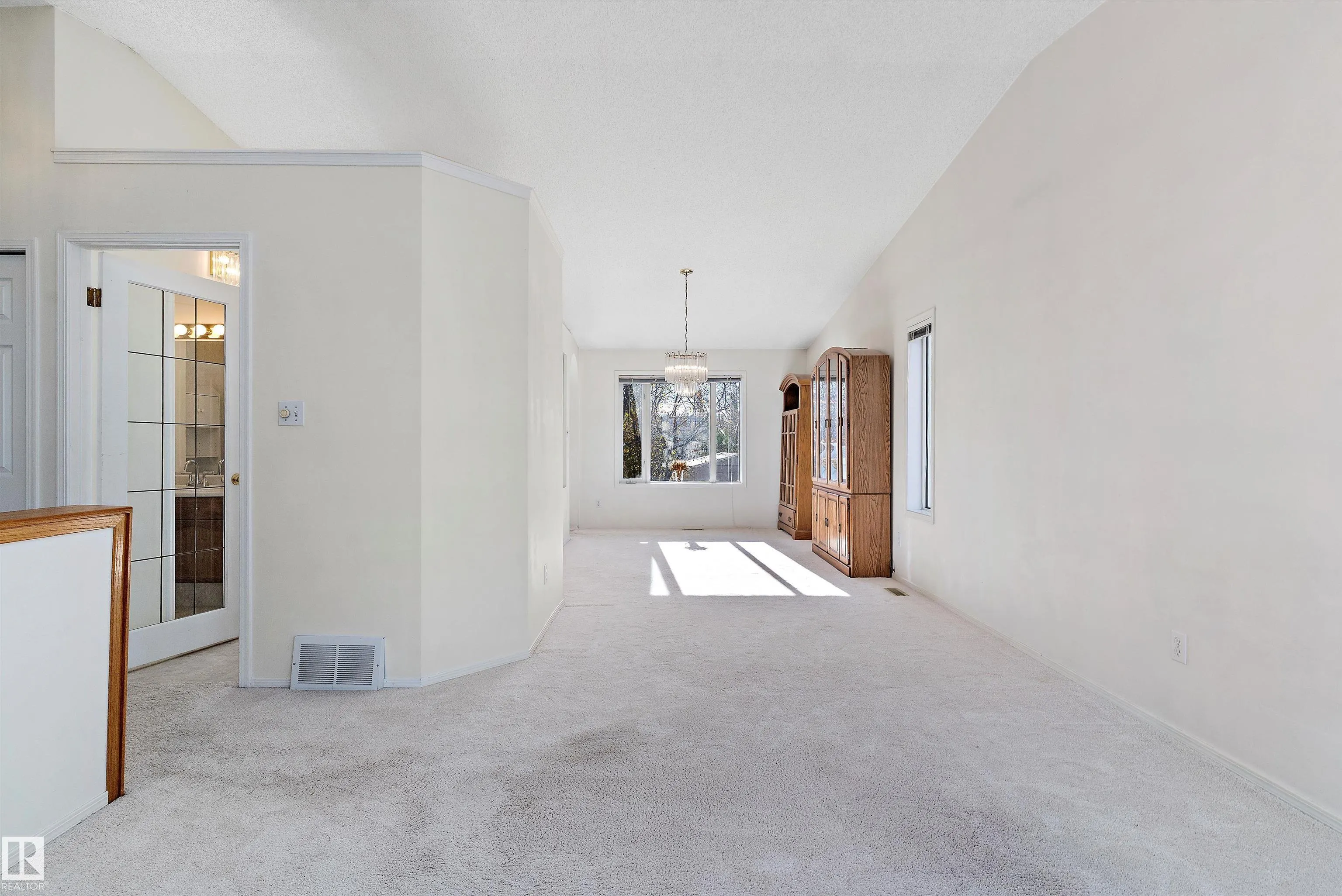 13851 131 Avenue