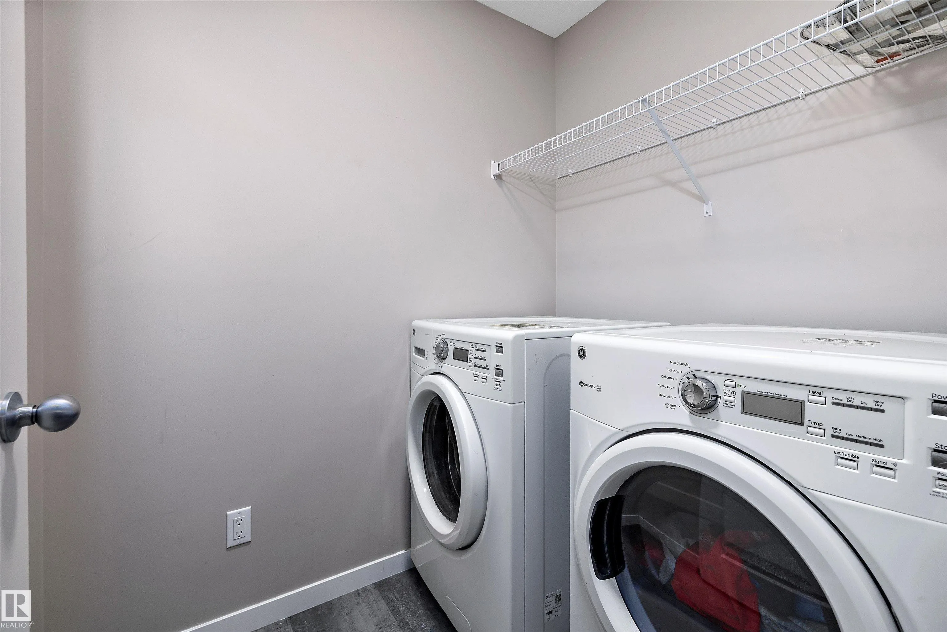 681 EAGLESON Crescent