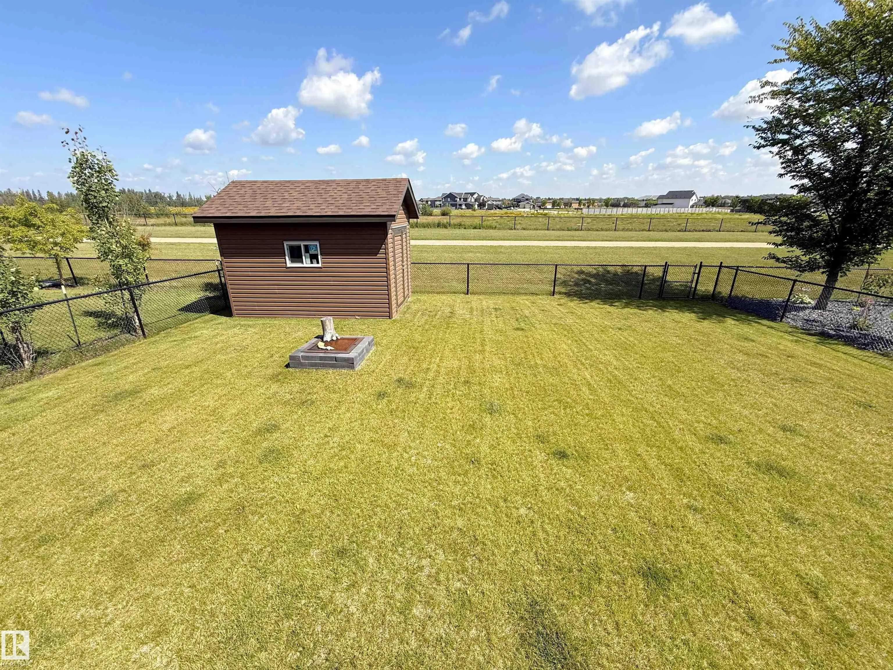 1186 GENESIS LAKE Boulevard