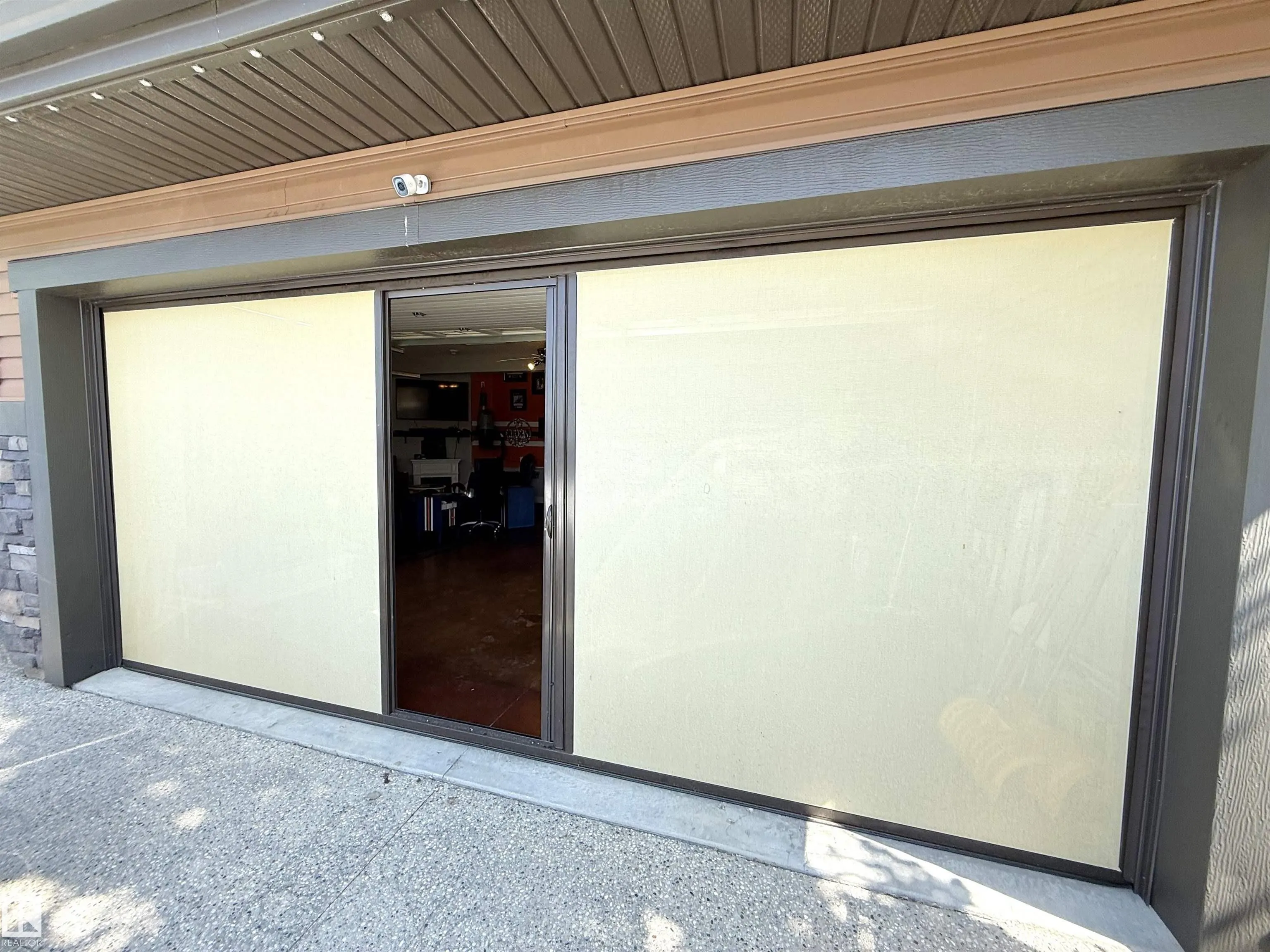 1186 GENESIS LAKE Boulevard