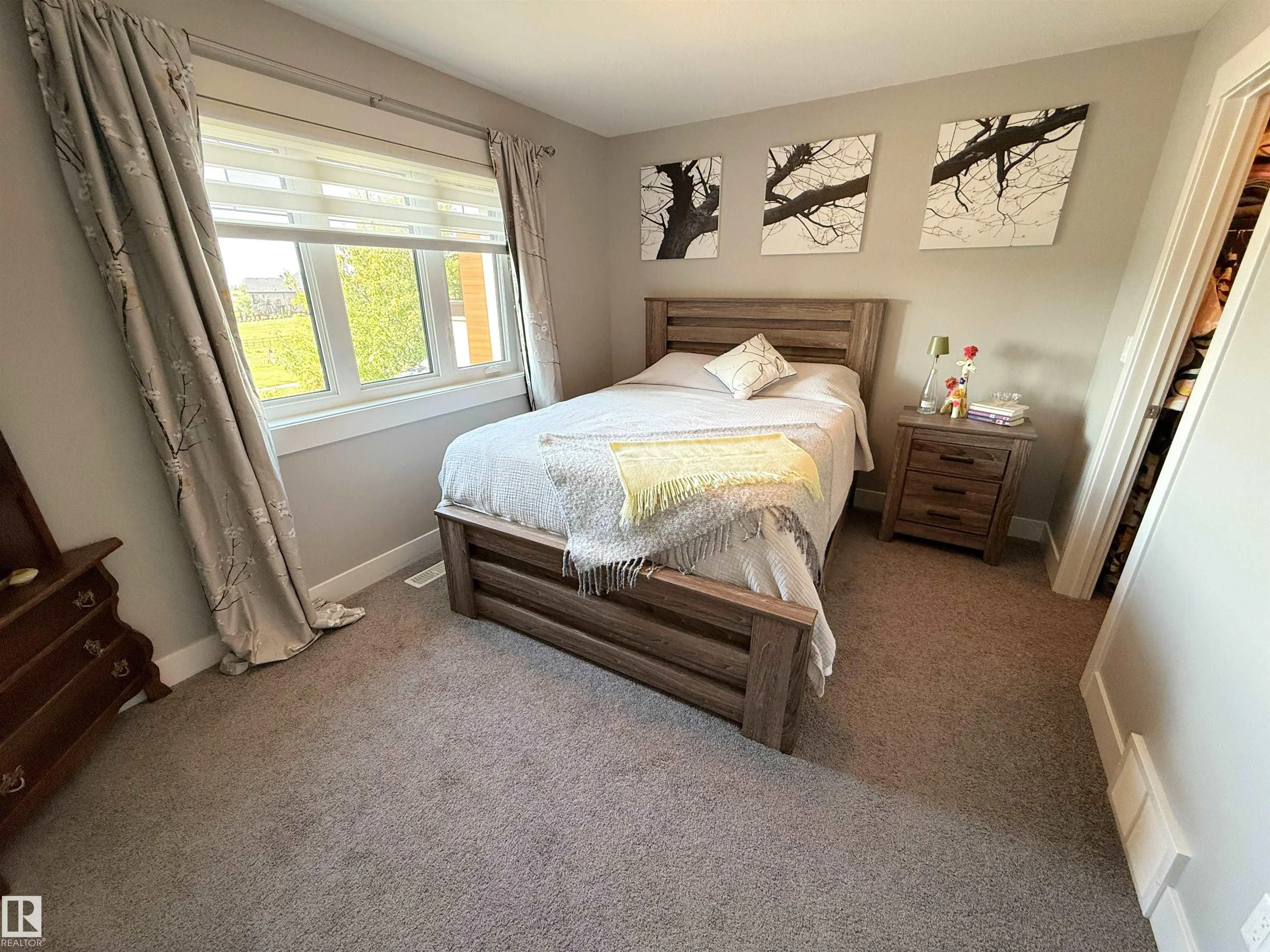 1186 GENESIS LAKE Boulevard