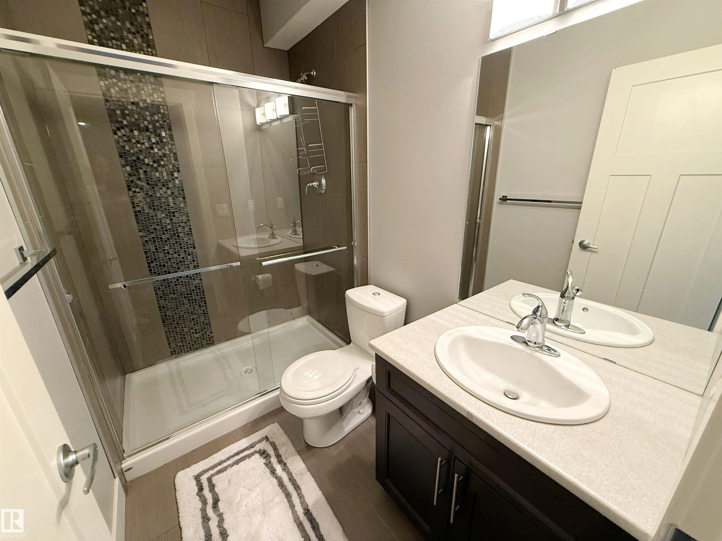 1186 GENESIS LAKE Boulevard