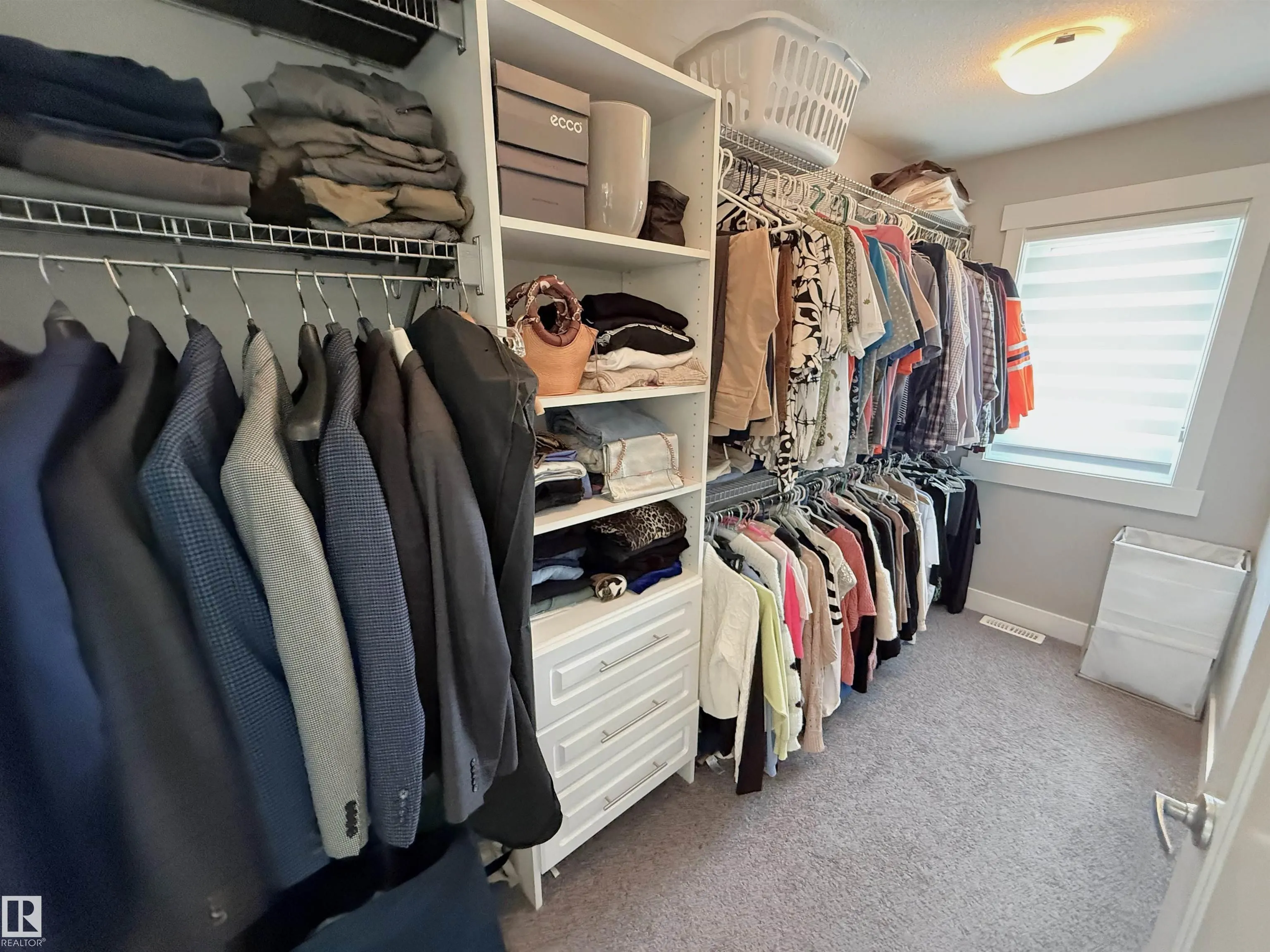 1186 GENESIS LAKE Boulevard