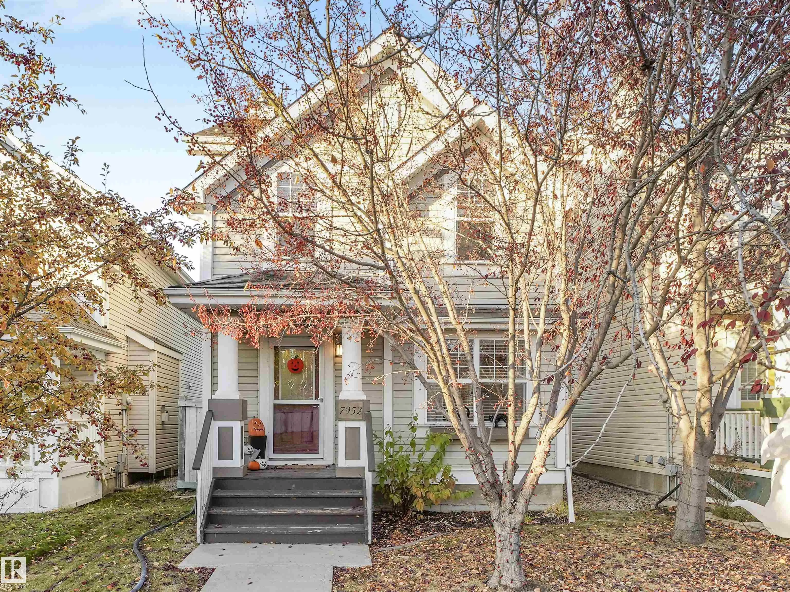 7952 13 Avenue