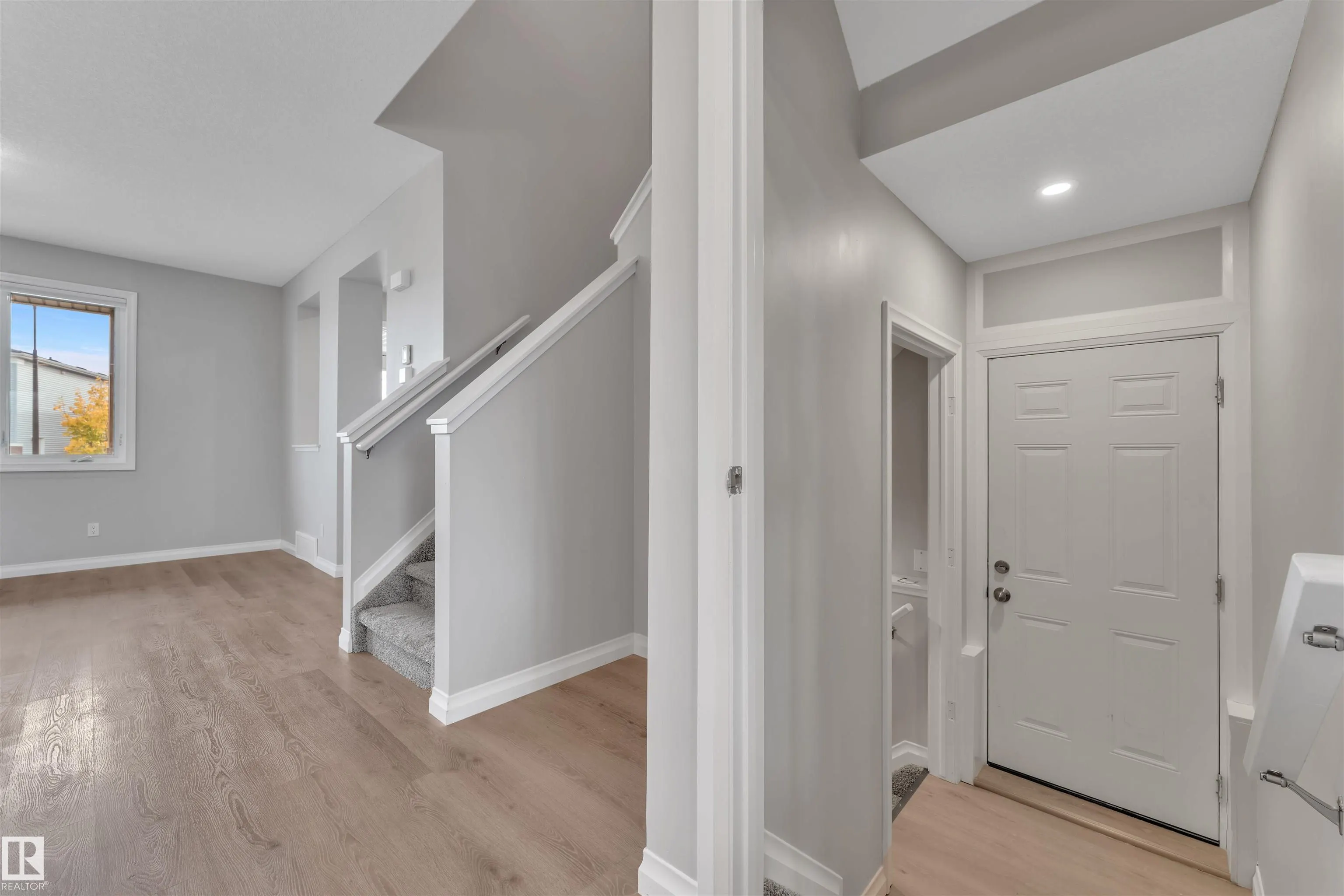 176 CHARLESWORTH Drive