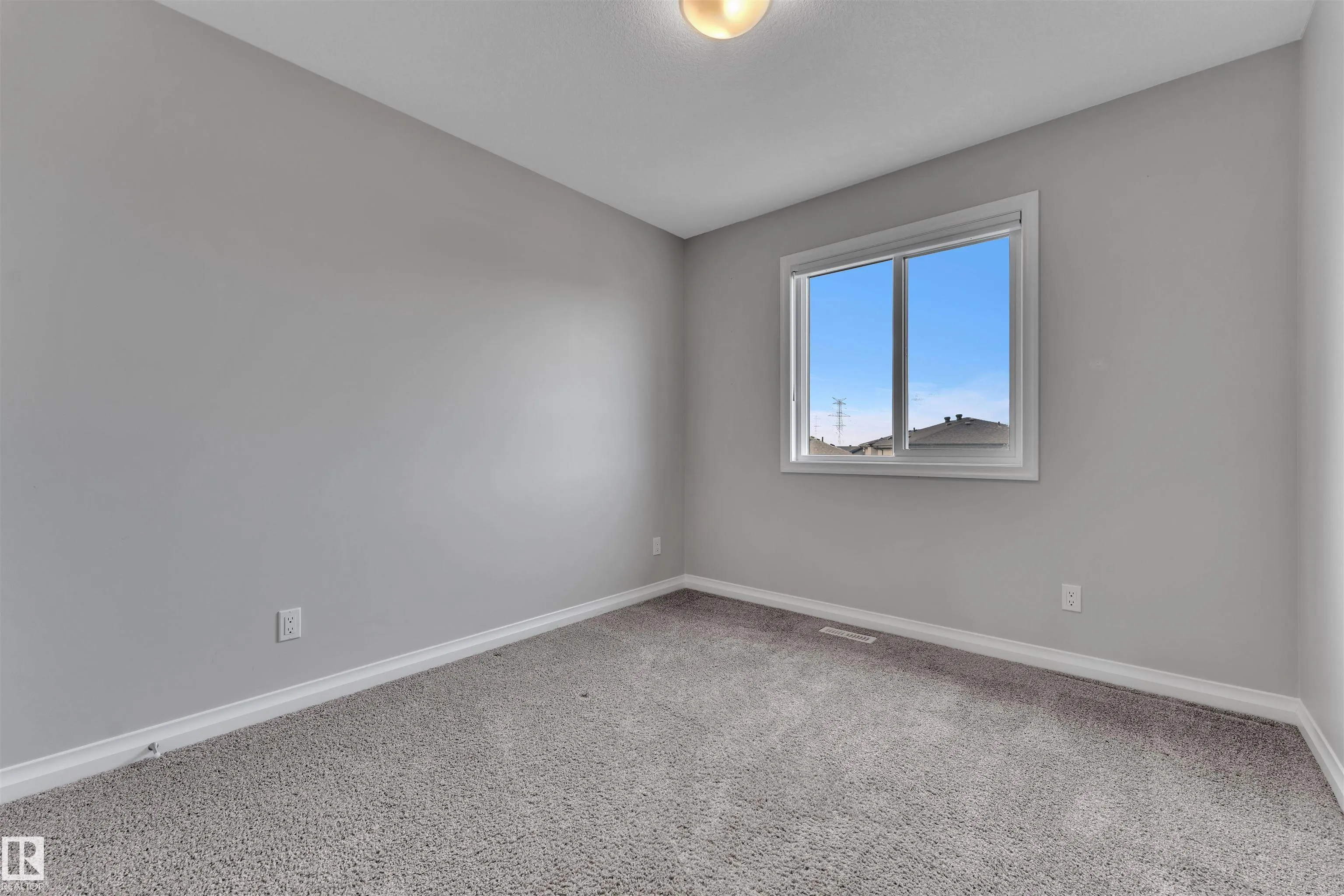 176 CHARLESWORTH Drive