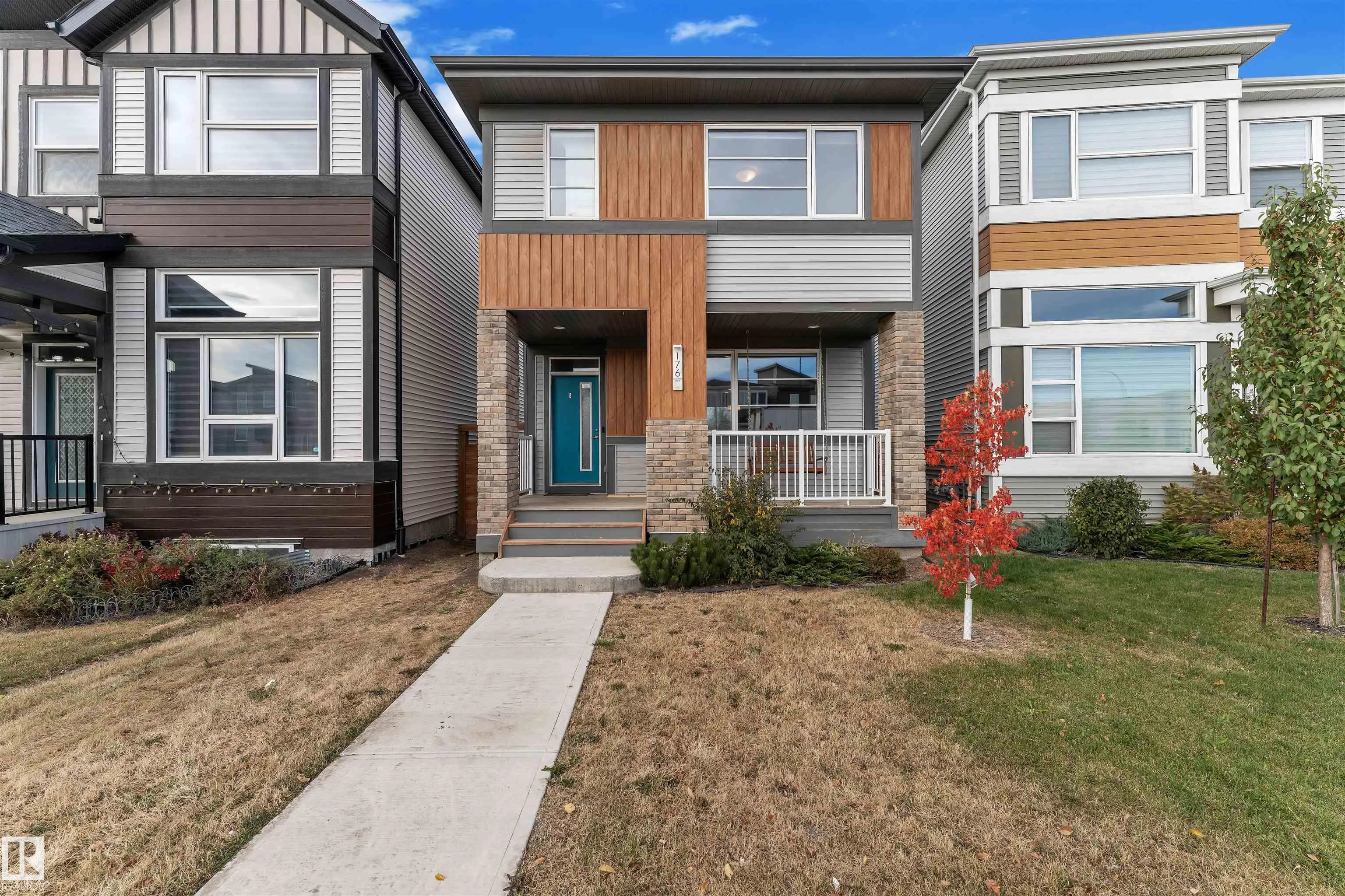 176 CHARLESWORTH Drive