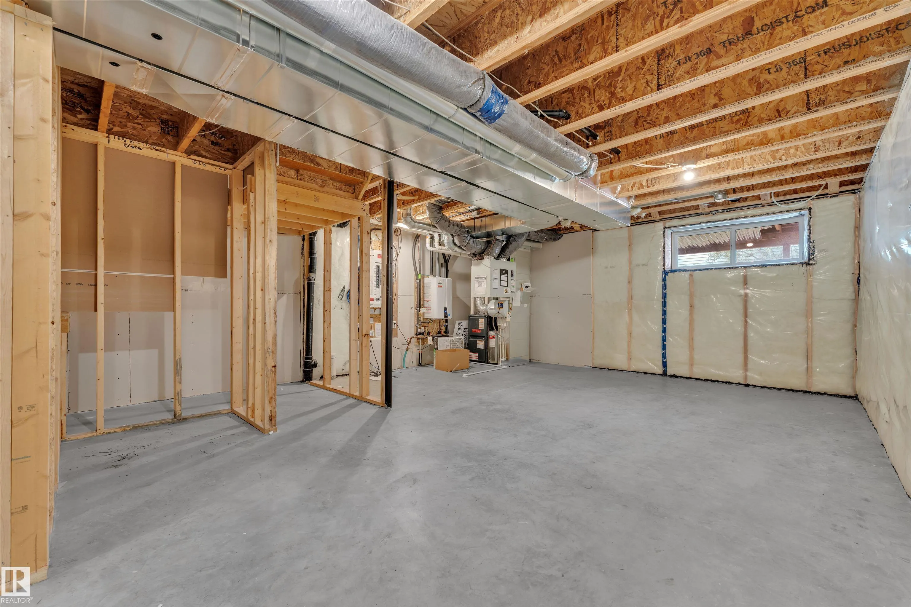 176 CHARLESWORTH Drive