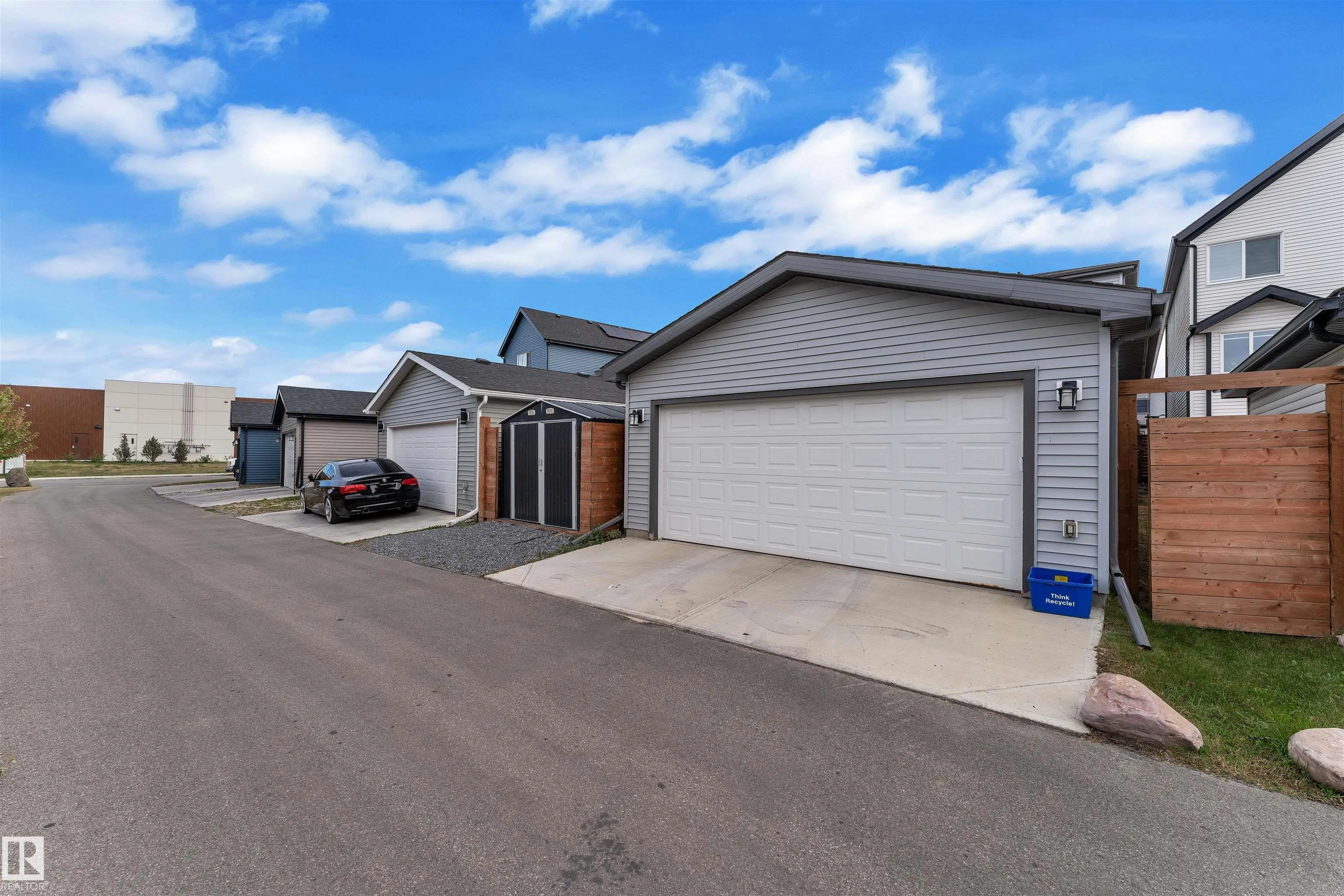 176 CHARLESWORTH Drive