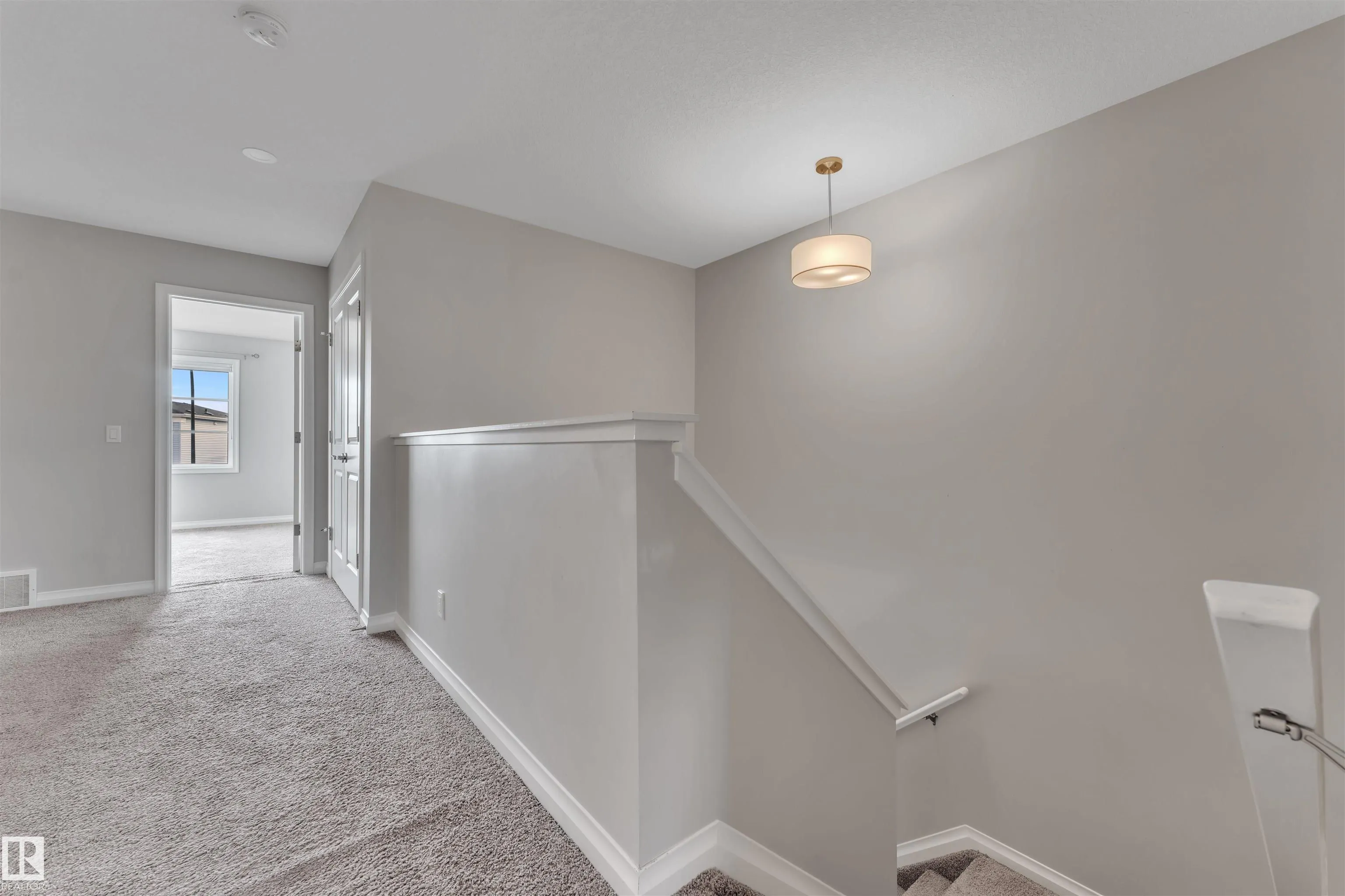 176 CHARLESWORTH Drive