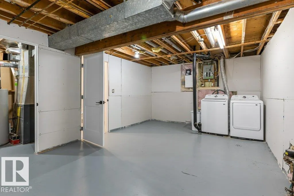 65 GREENFIELD Estates