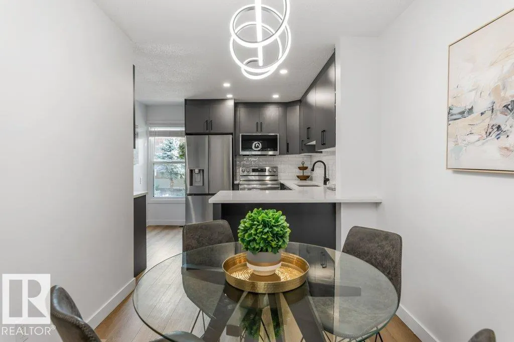 65 GREENFIELD Estates