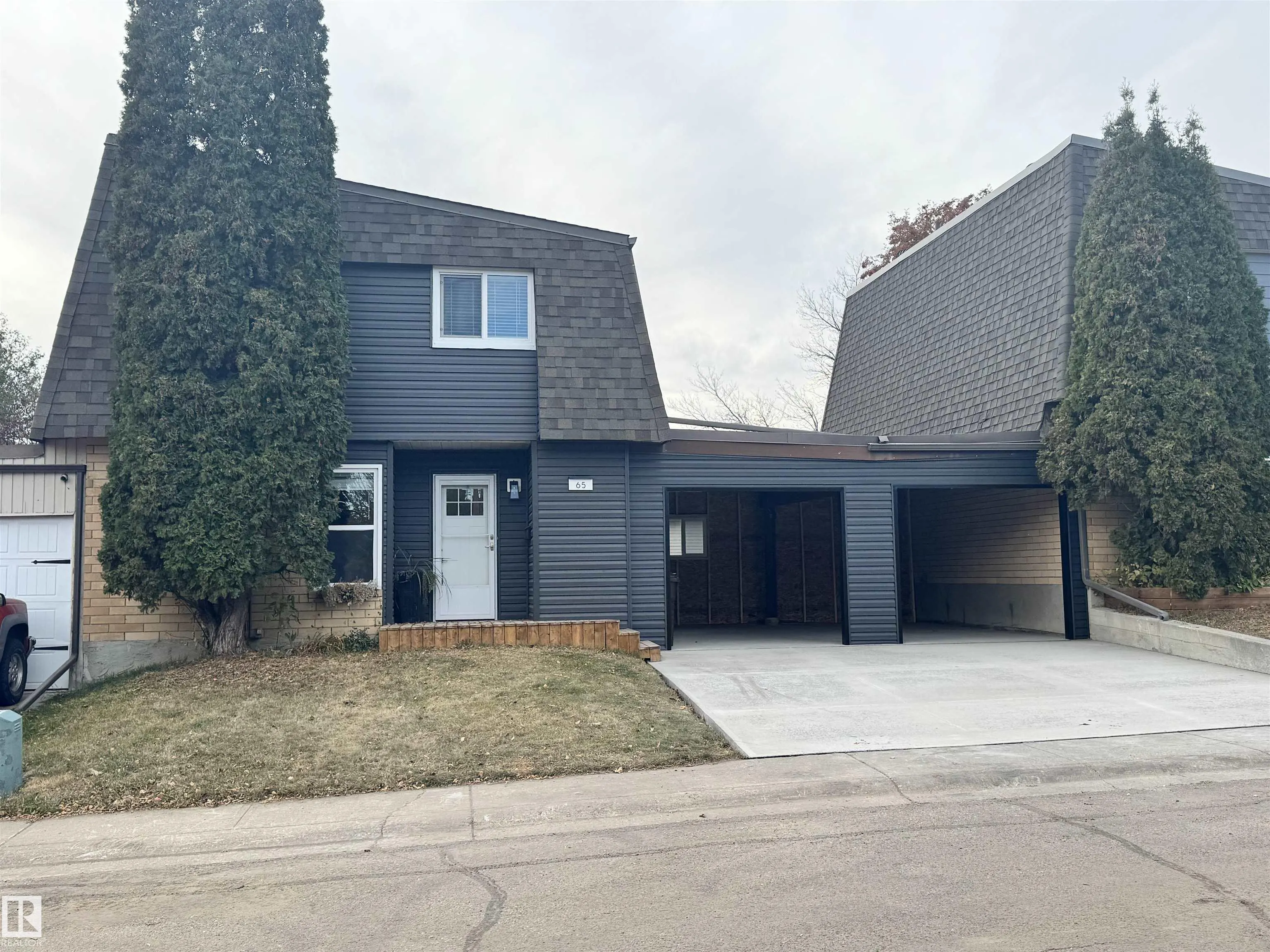 65 GREENFIELD Estates