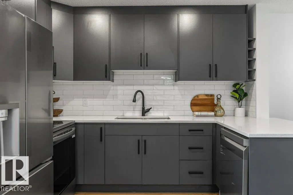 65 GREENFIELD Estates