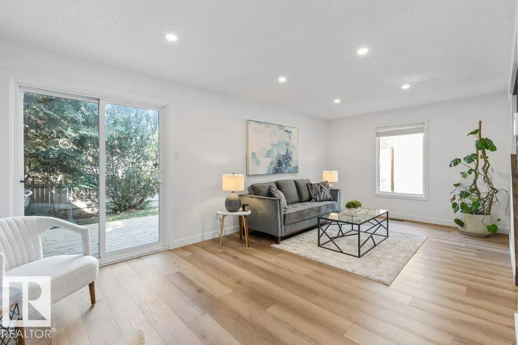 65 GREENFIELD Estates