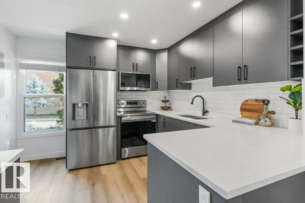 65 GREENFIELD Estates