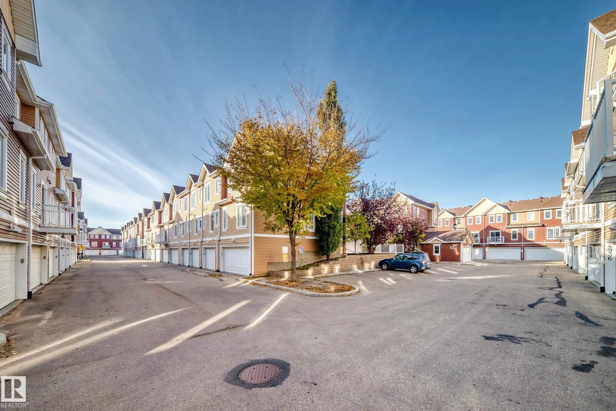 1623 Towne Centre Boulevard