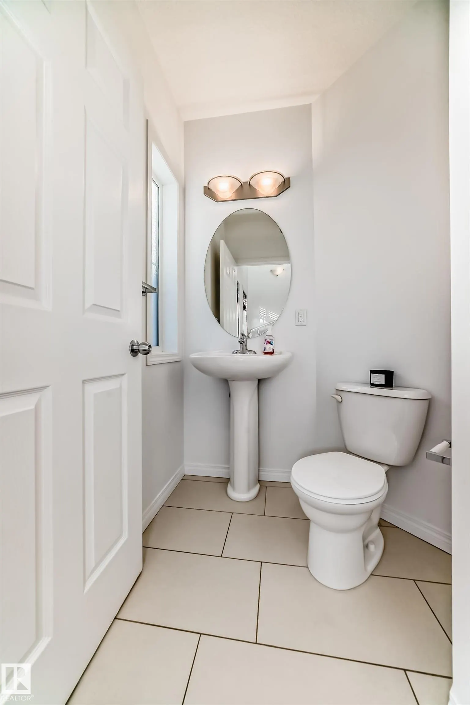 1623 Towne Centre Boulevard