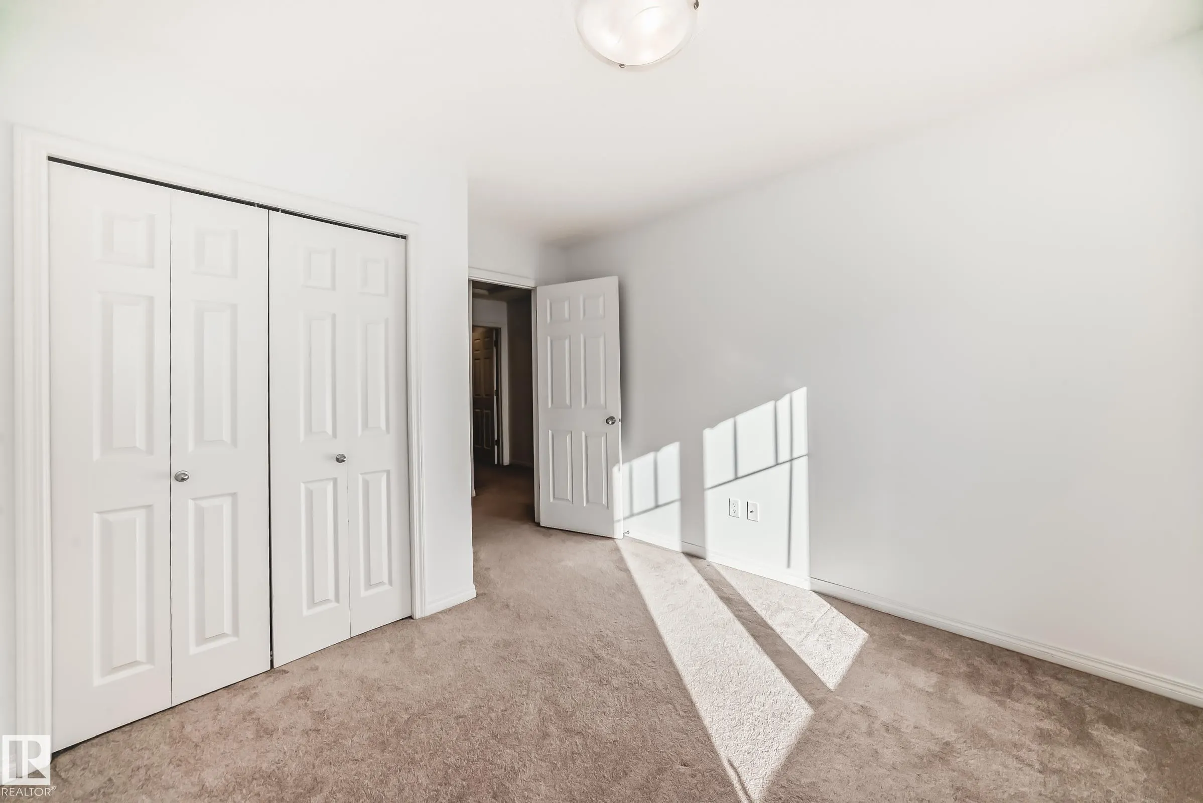 1623 Towne Centre Boulevard