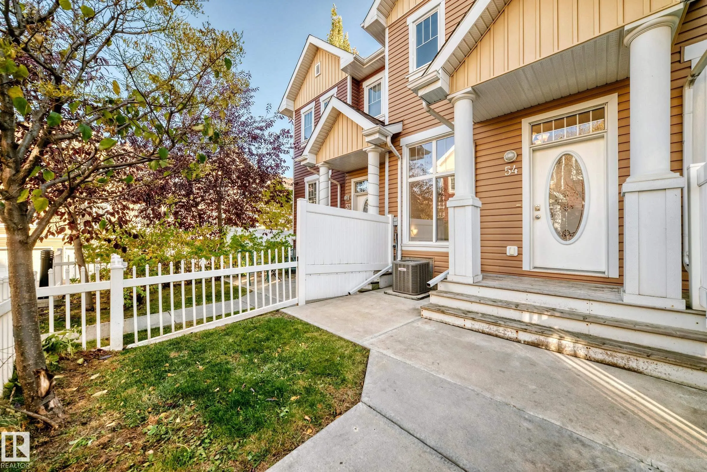 1623 Towne Centre Boulevard