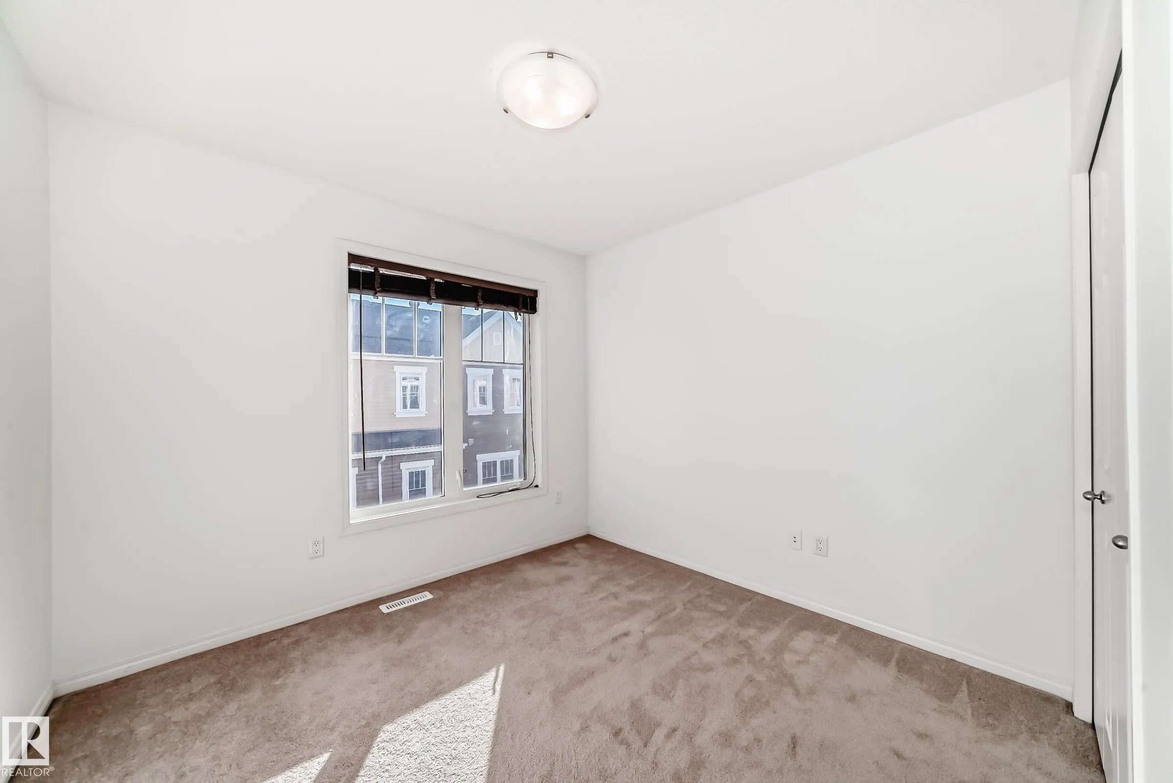 1623 Towne Centre Boulevard