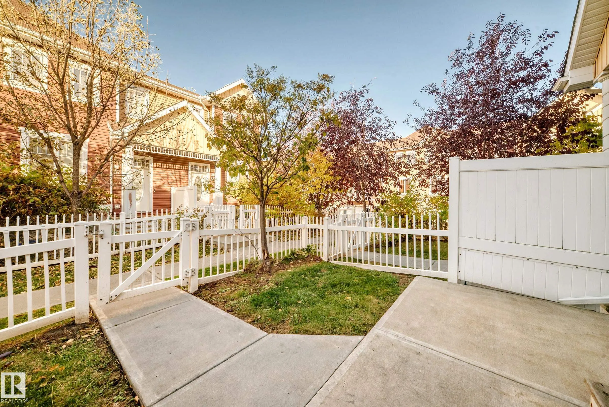 1623 Towne Centre Boulevard