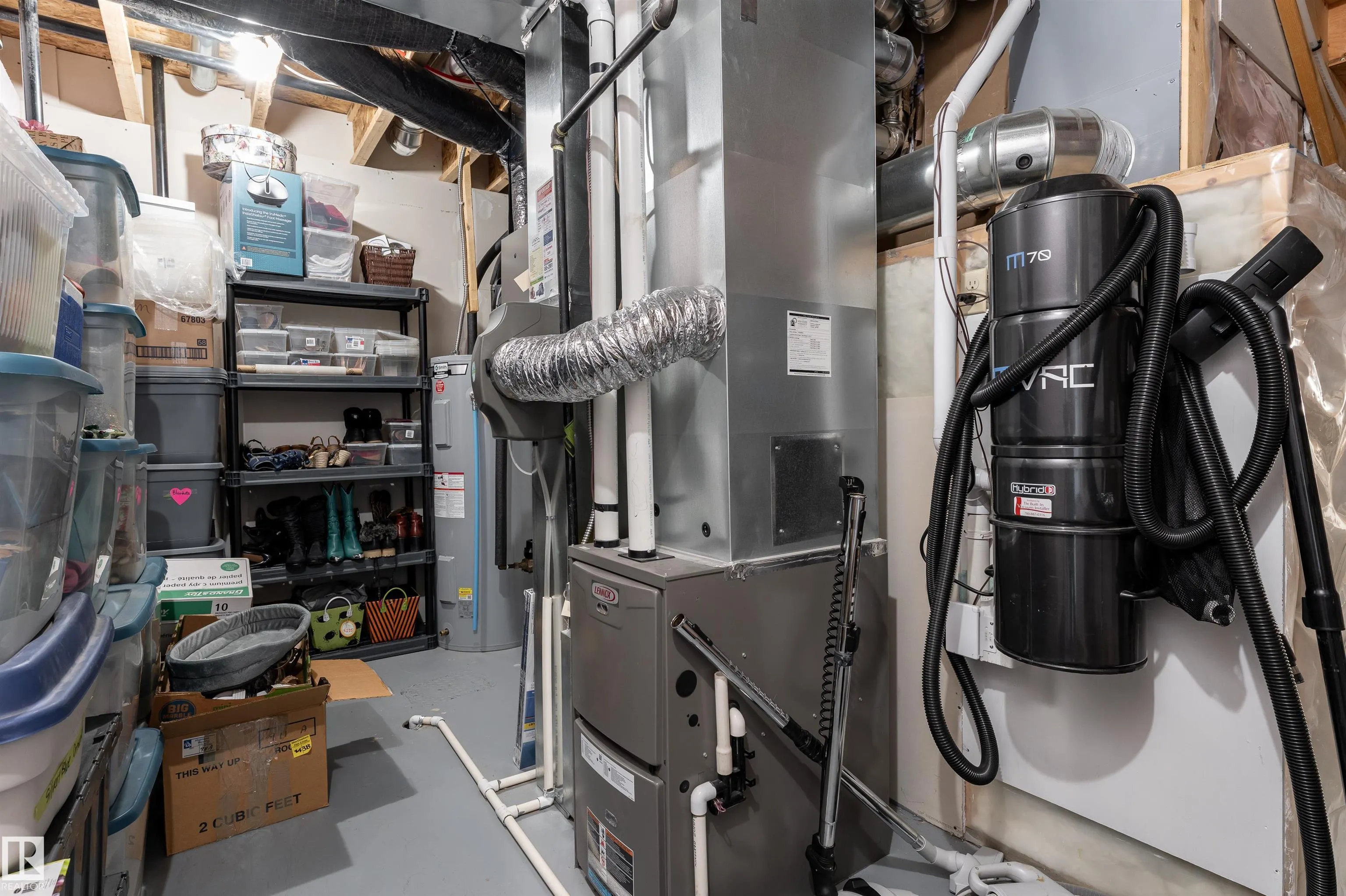 2104 PRICE LANDING Landing