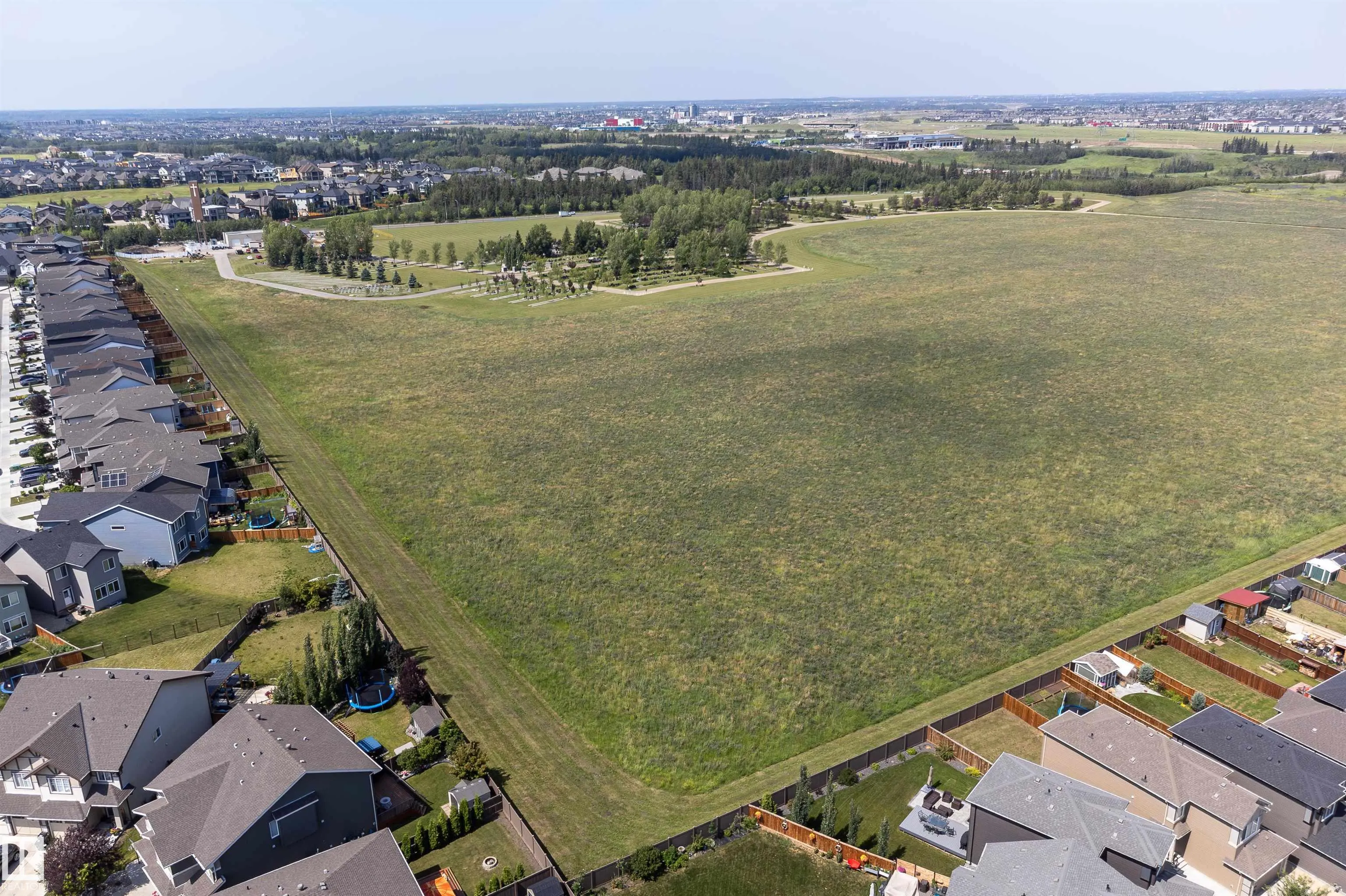 2104 PRICE LANDING Landing