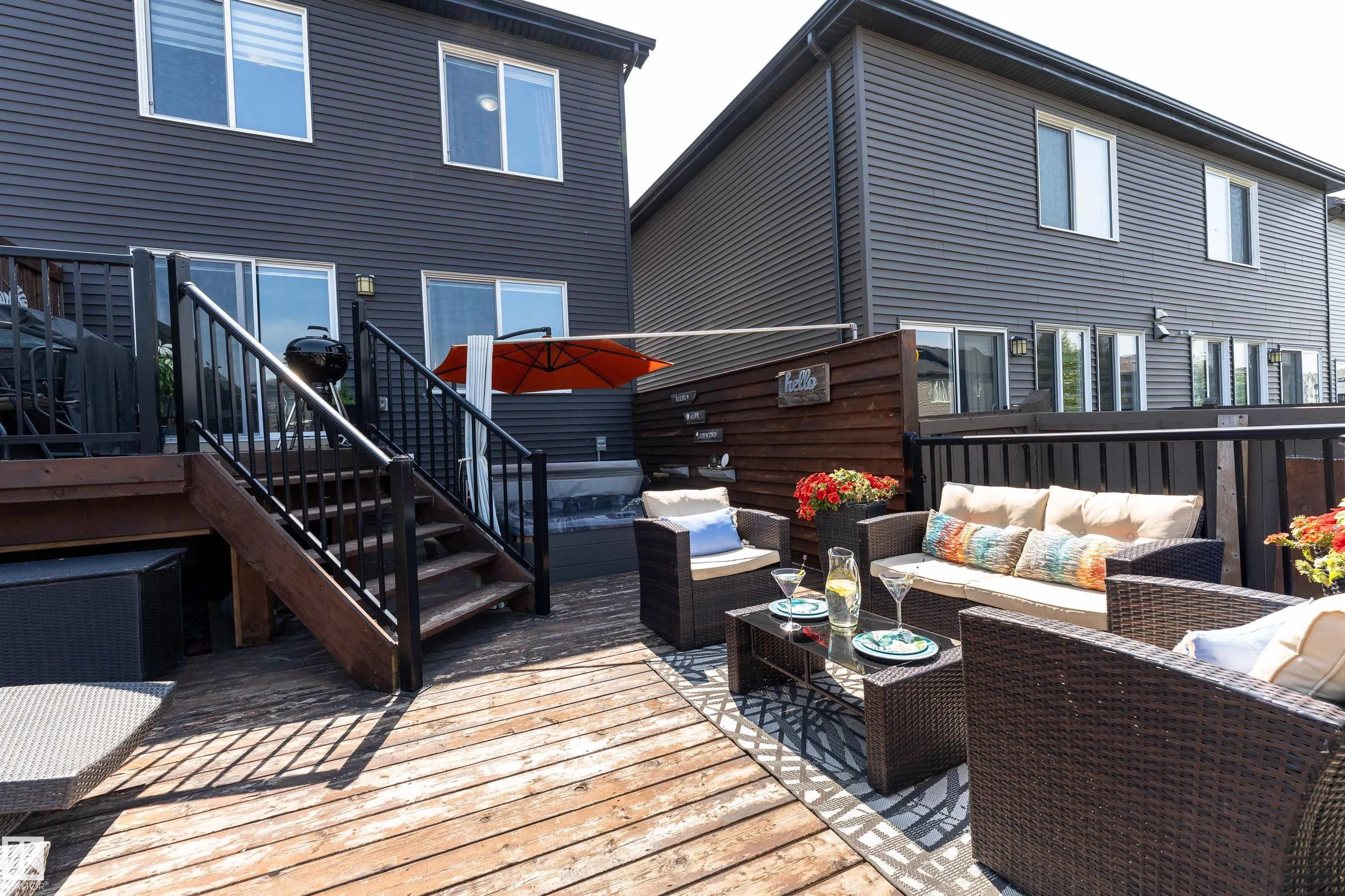 2104 PRICE LANDING Landing