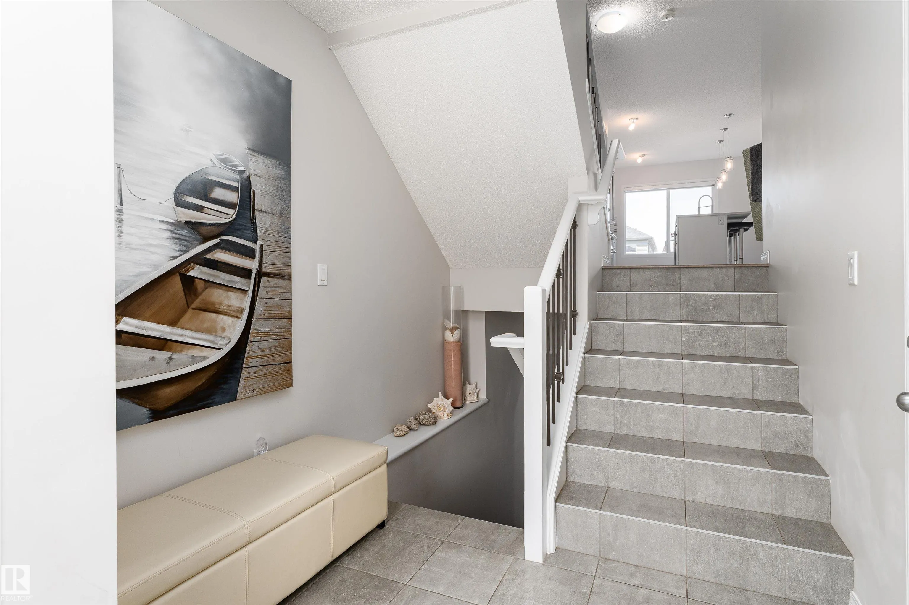 2104 PRICE LANDING Landing