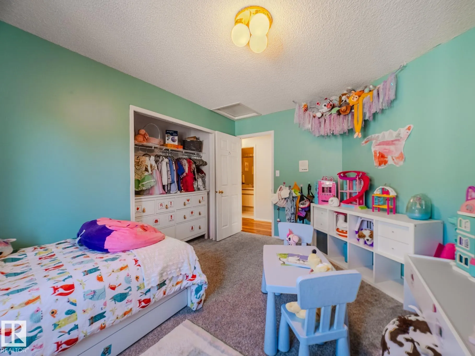 14 HERITAGE Boulevard