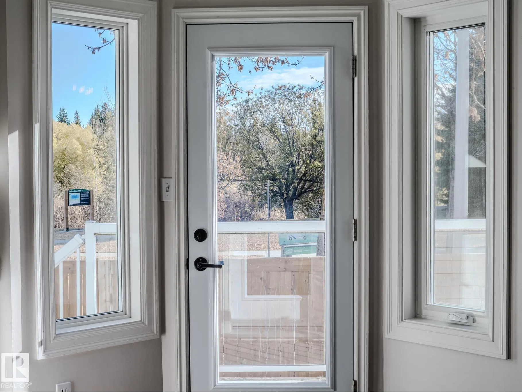 14 HERITAGE Boulevard